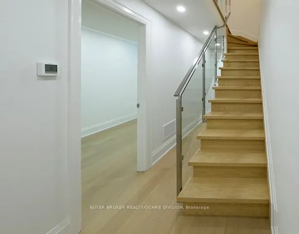 84 Asquith Avenue, #1
