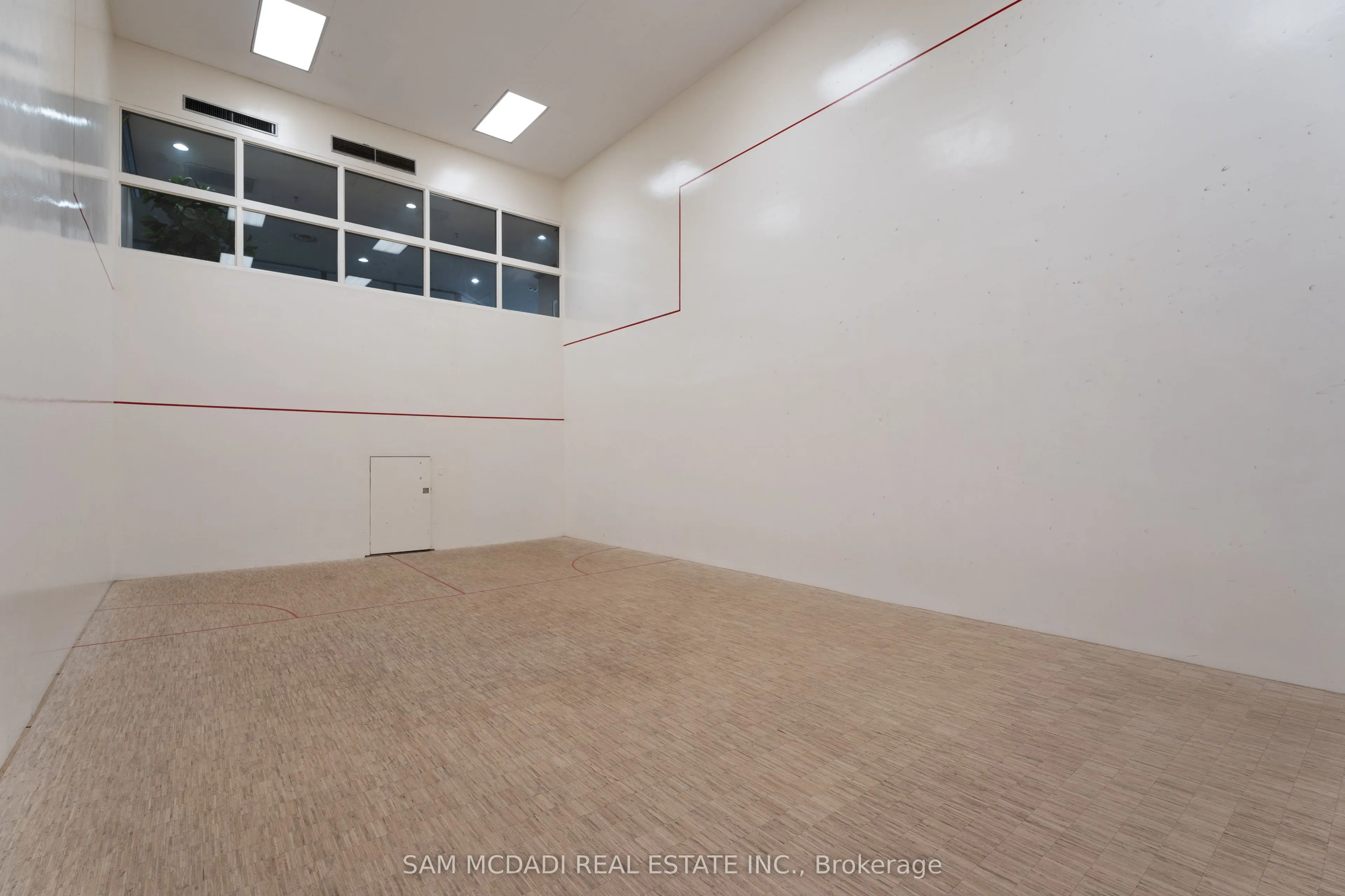 5444 Yonge Street #304