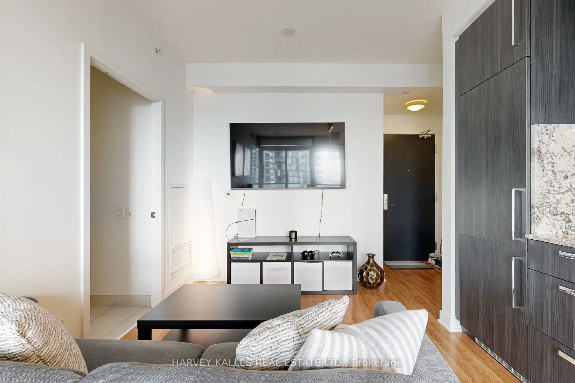 290 Adelaide Street W, #2912