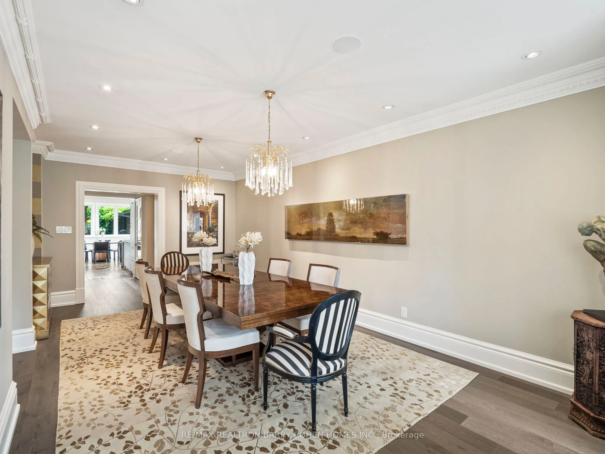 16 Clarendon Avenue
