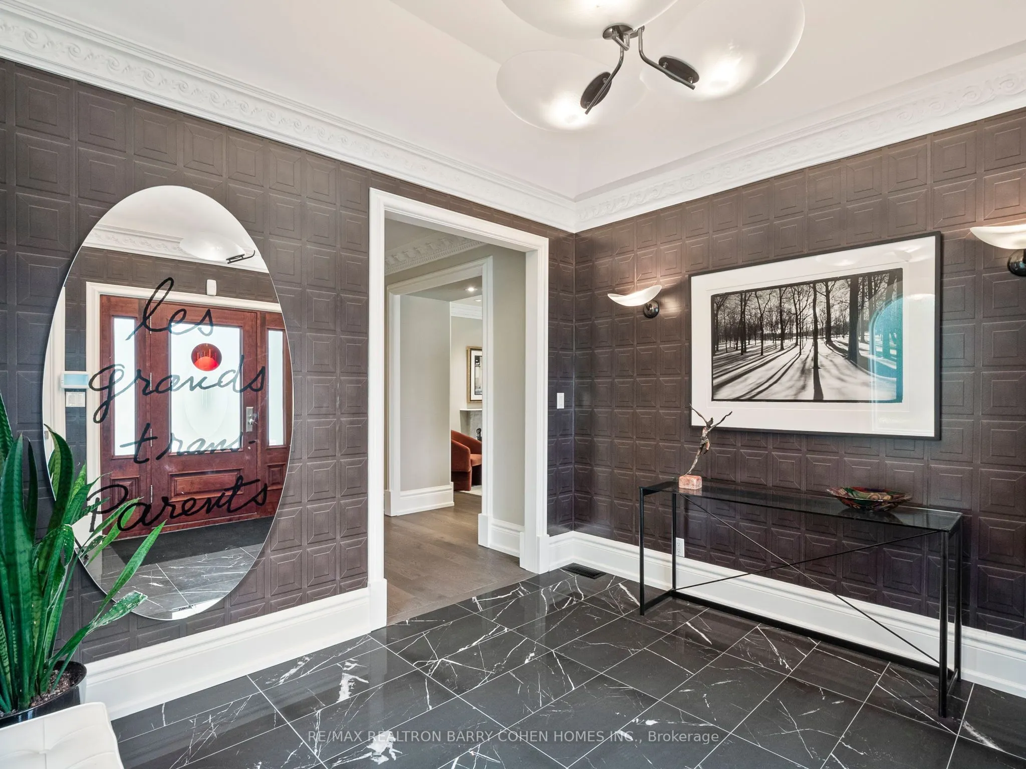 16 Clarendon Avenue
