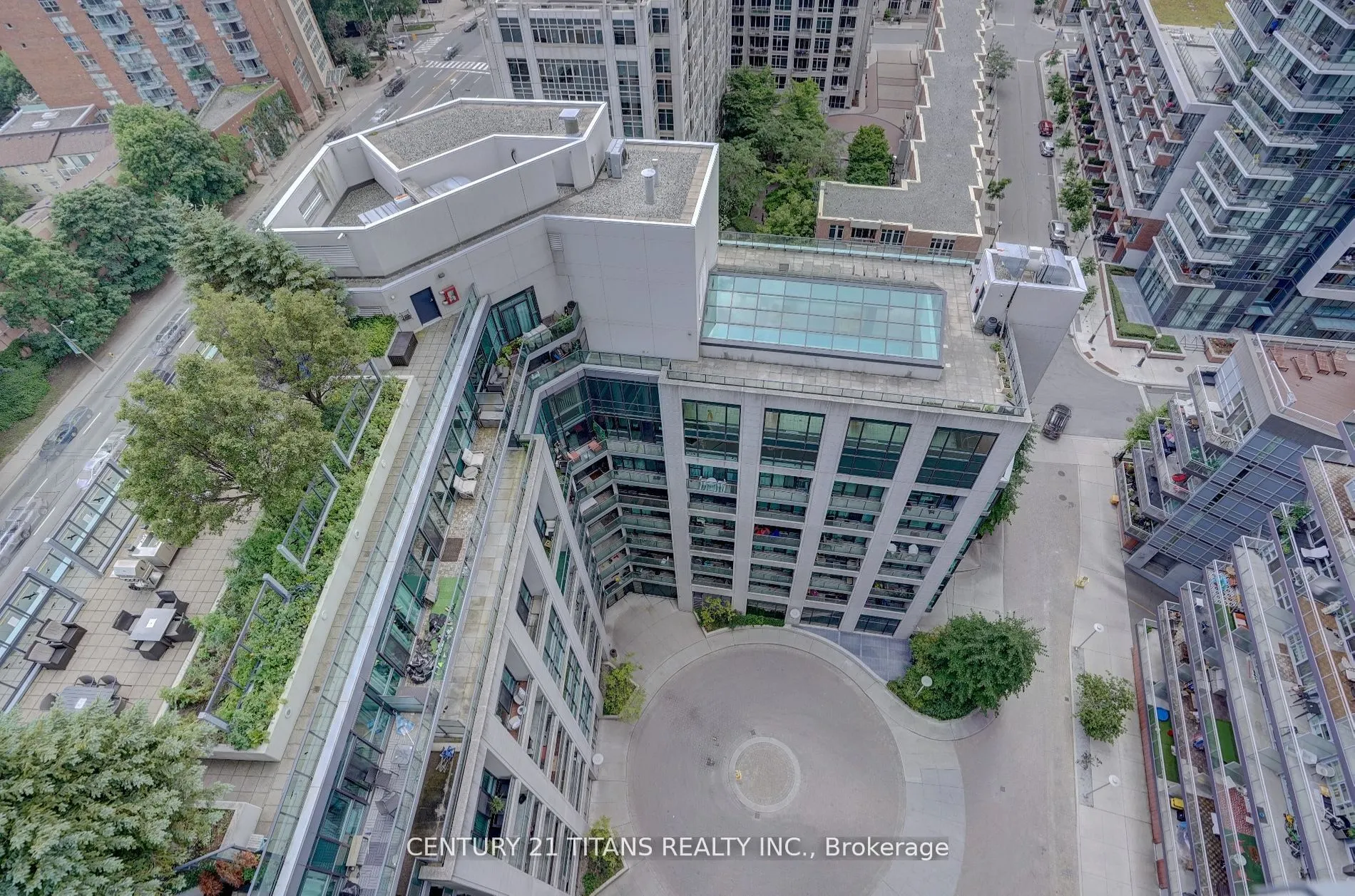600 Fleet Street #1909