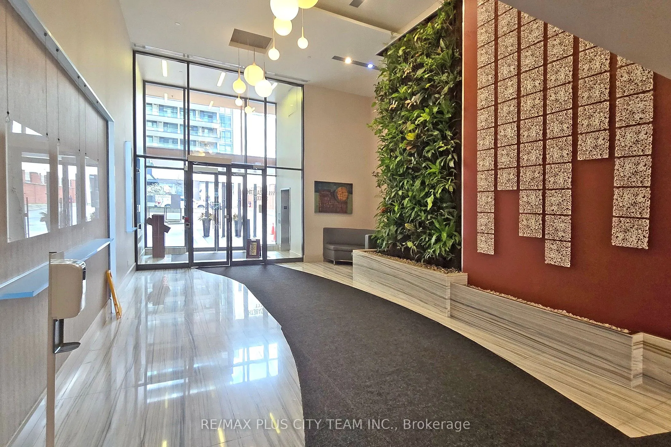 111 Elizabeth Street, #308