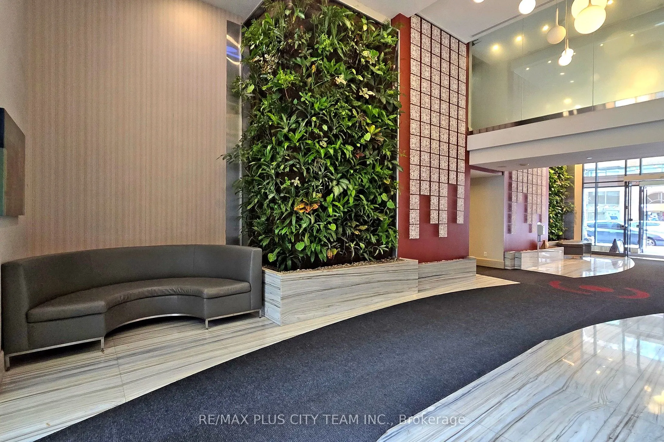 111 Elizabeth Street, #308