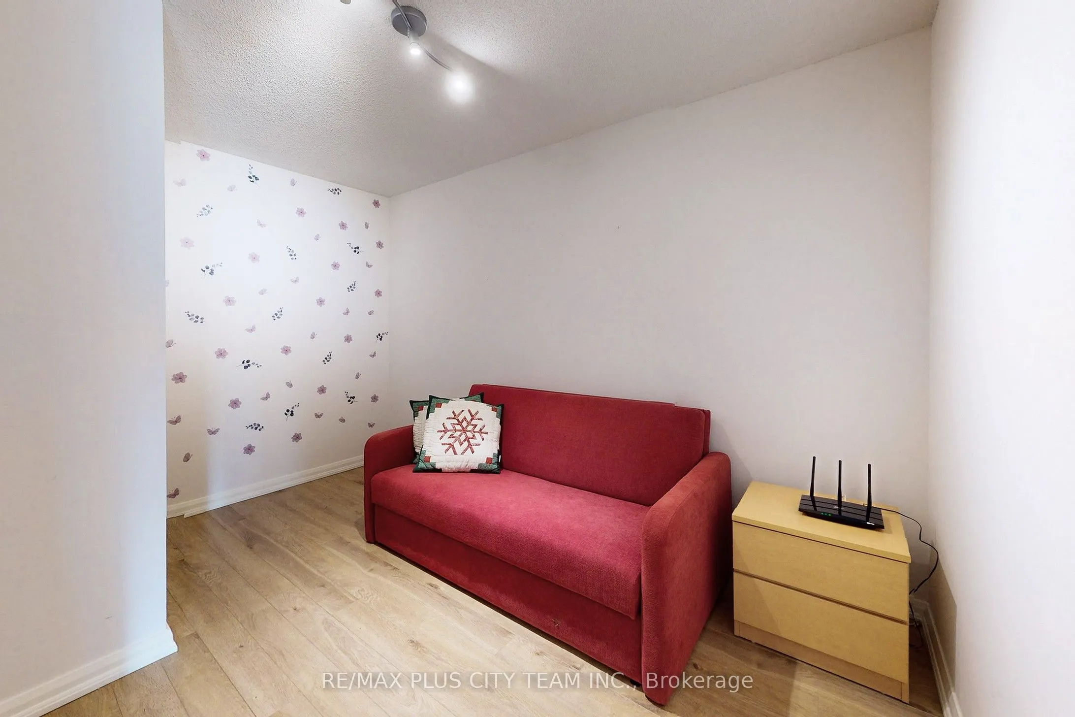 111 Elizabeth Street, #308