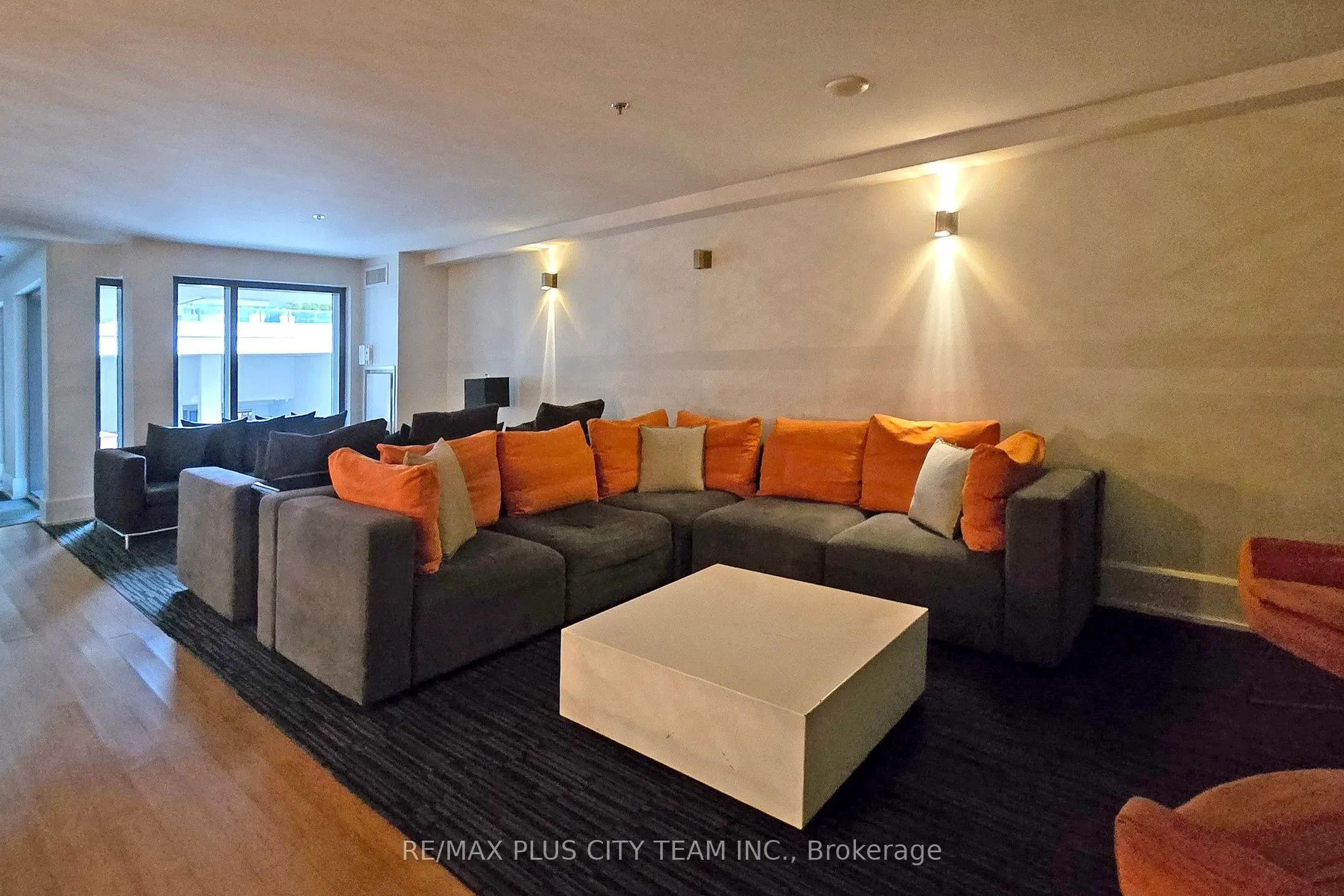 111 Elizabeth Street, #308