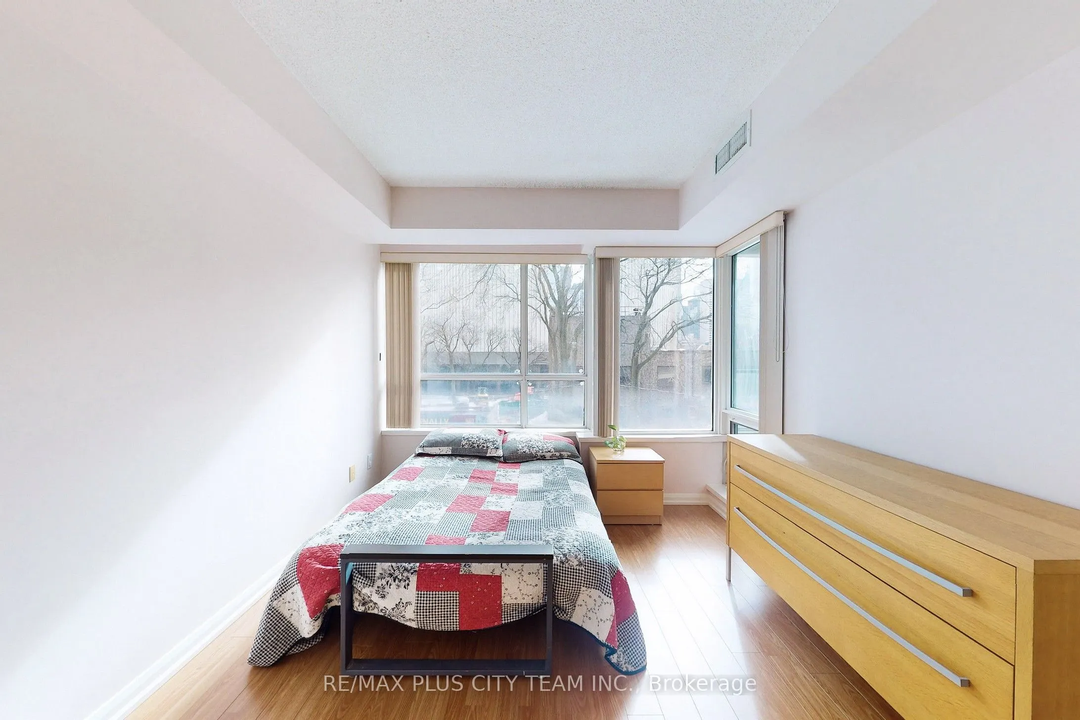 111 Elizabeth Street, #308