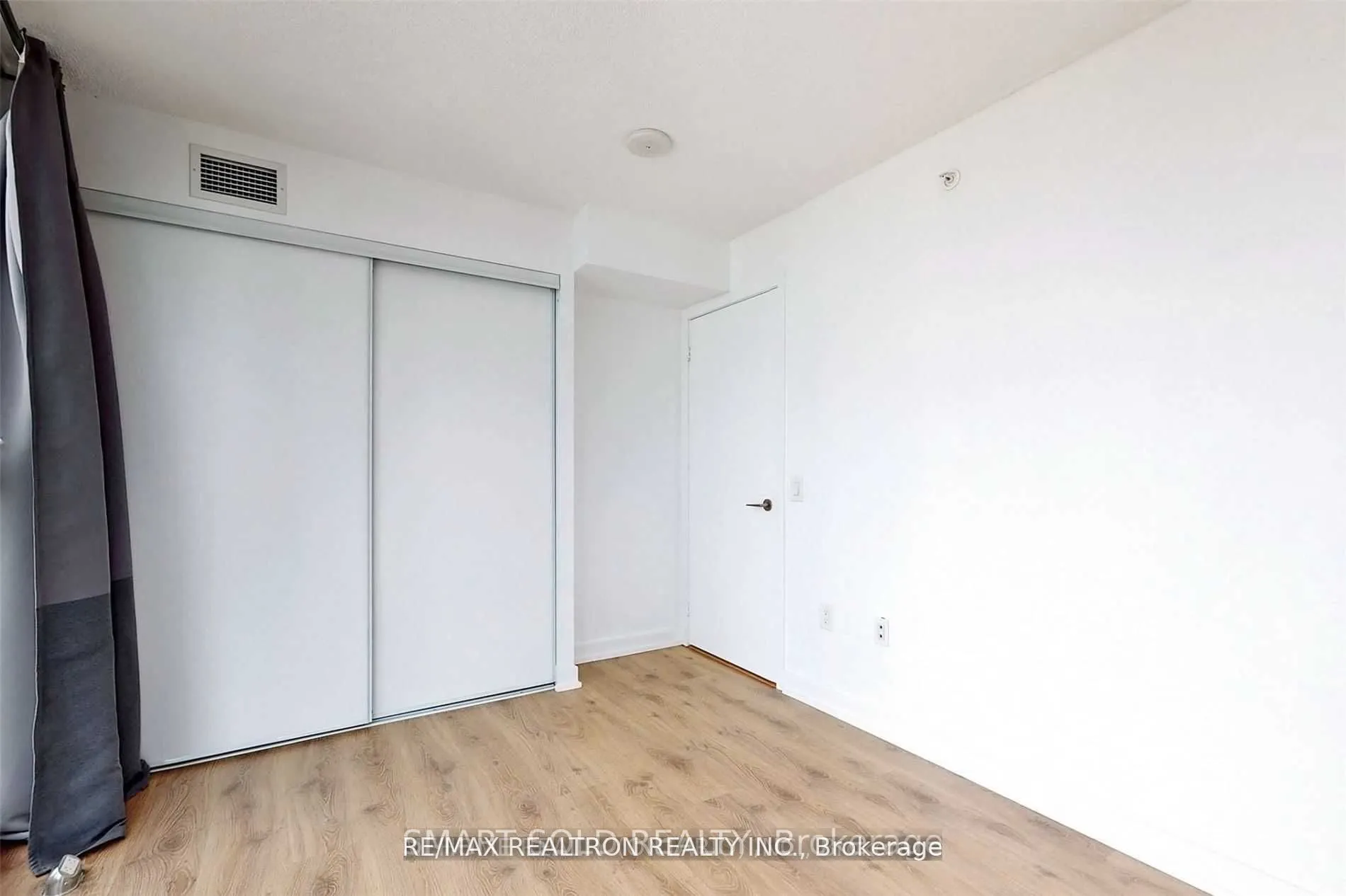 75 Queens Wharf Road, #2715