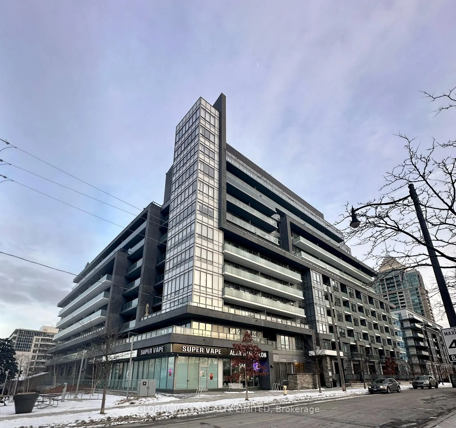 7 Kenaston Gardens, #330