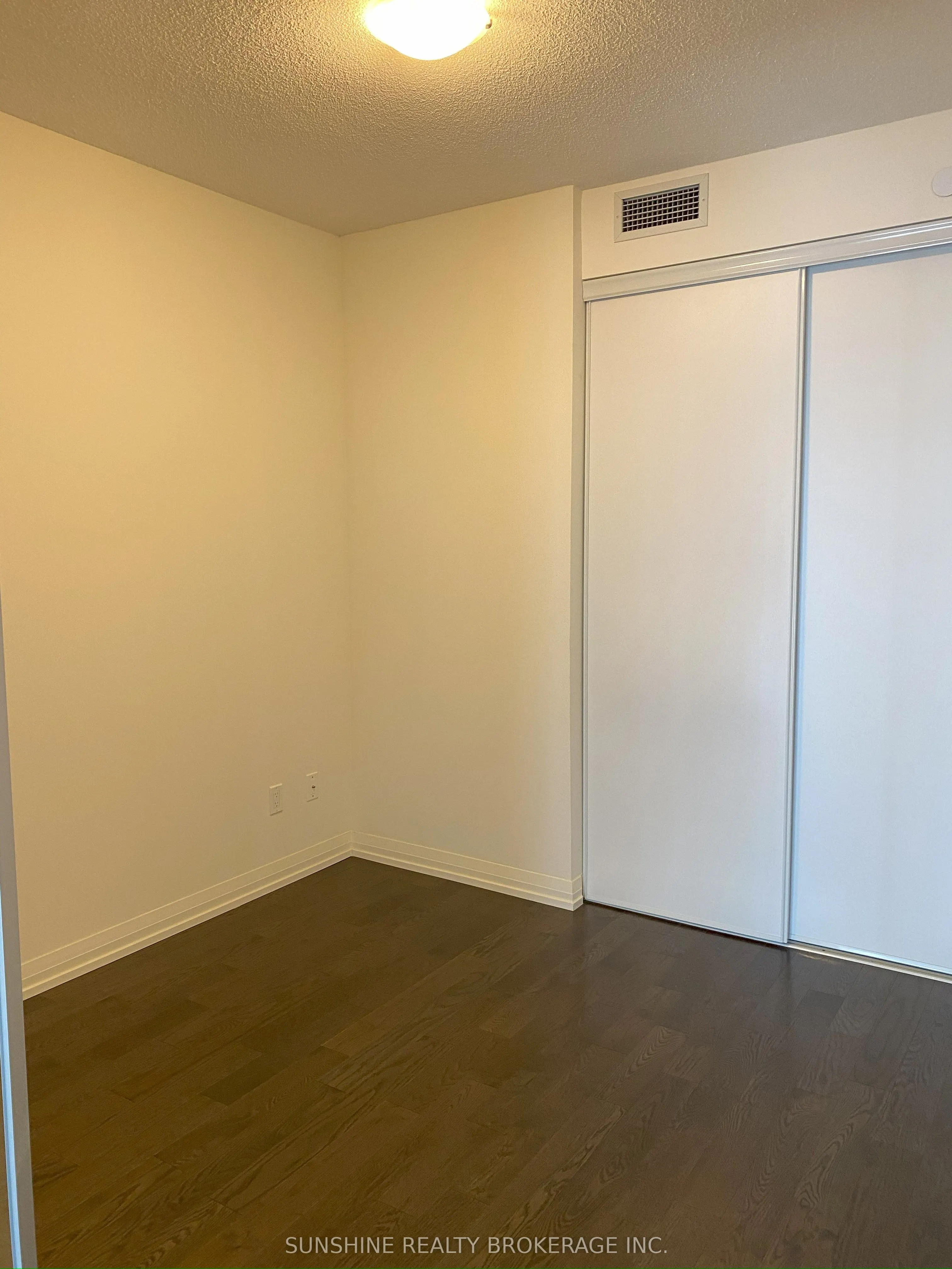 460 Adelaide Street E #518
