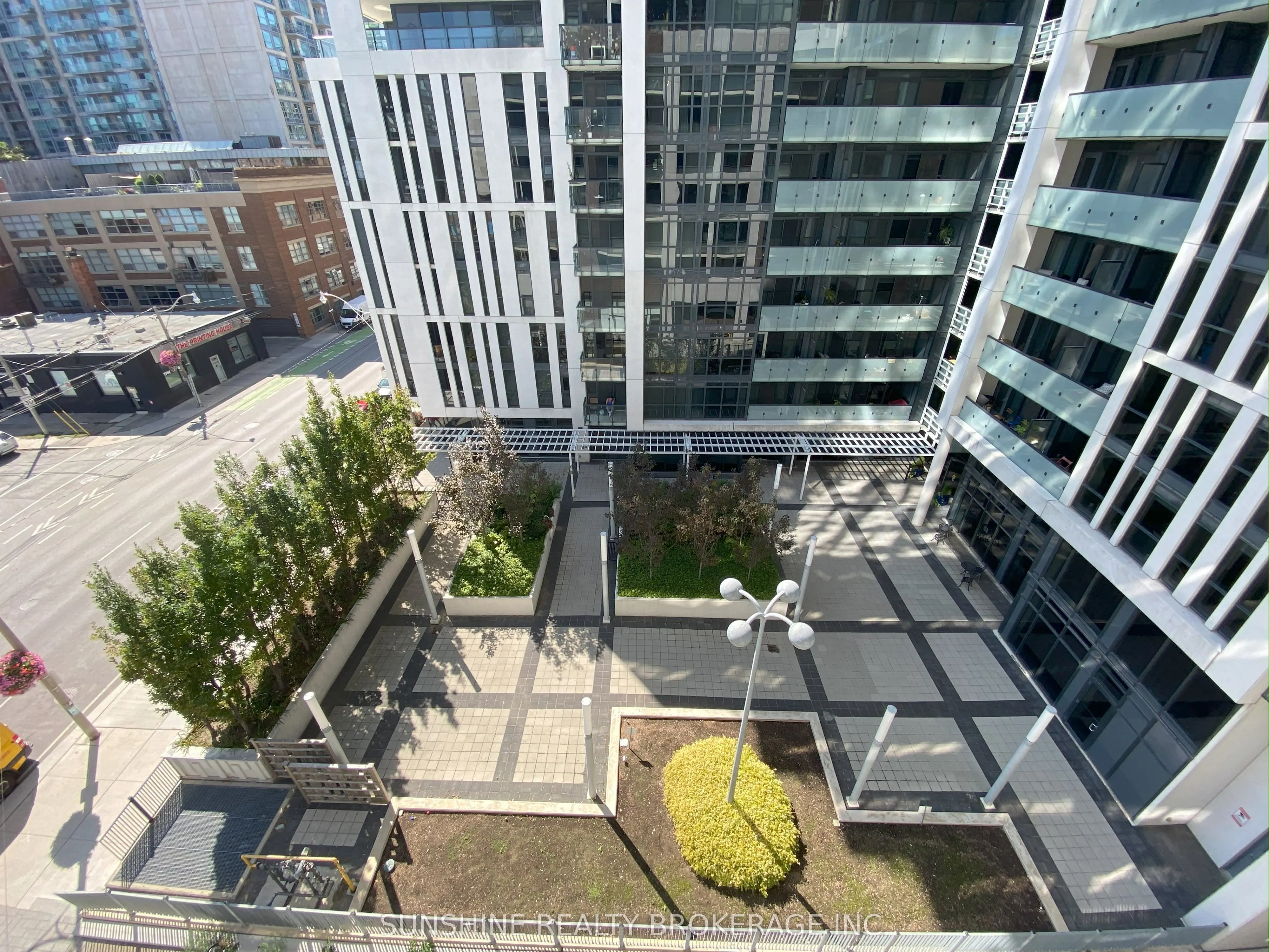 460 Adelaide Street E #518