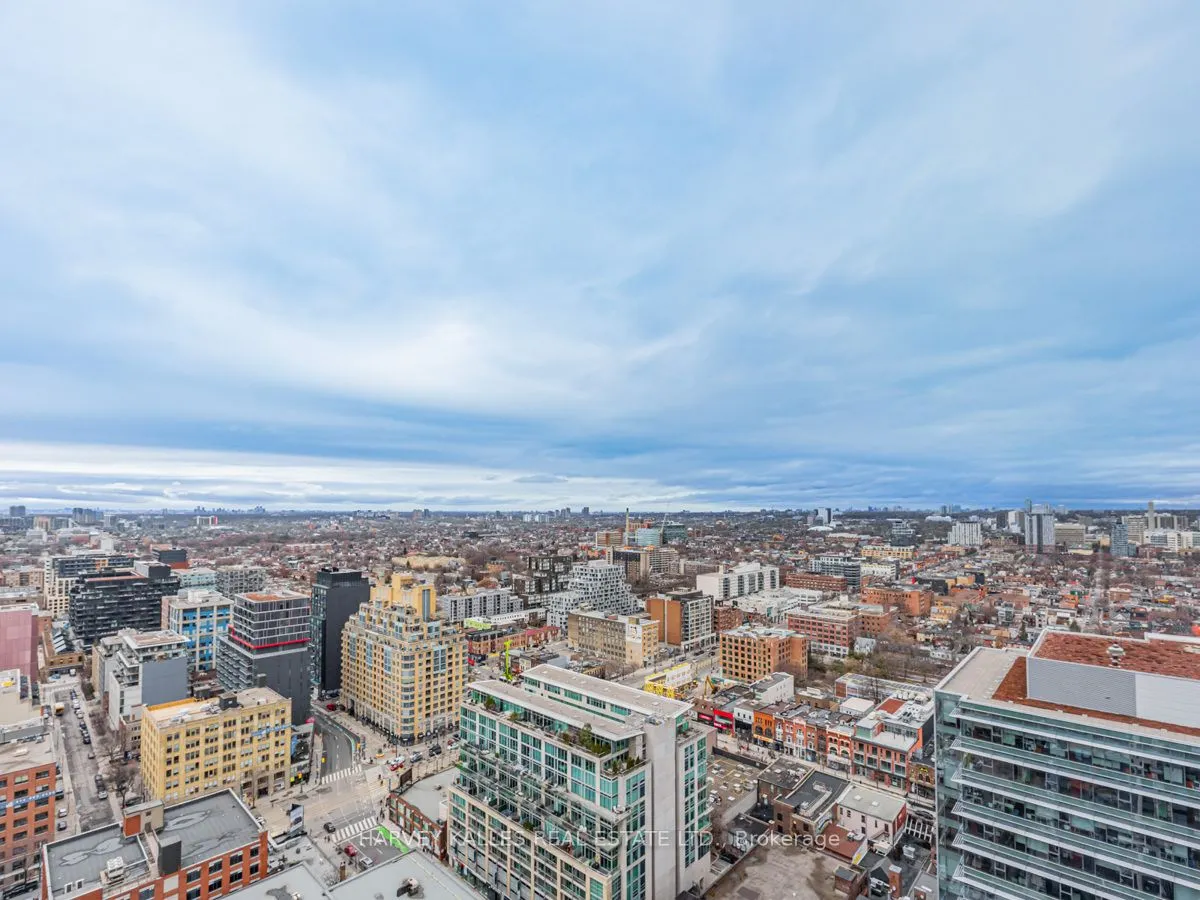 108 Peter Street, #3211