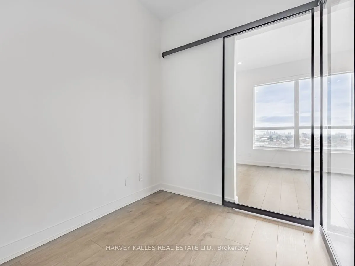 108 Peter Street, #3211