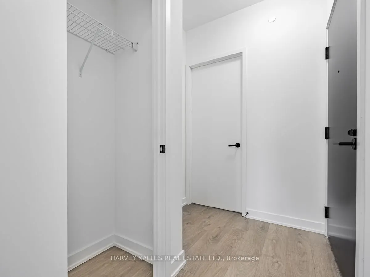 108 Peter Street, #3211