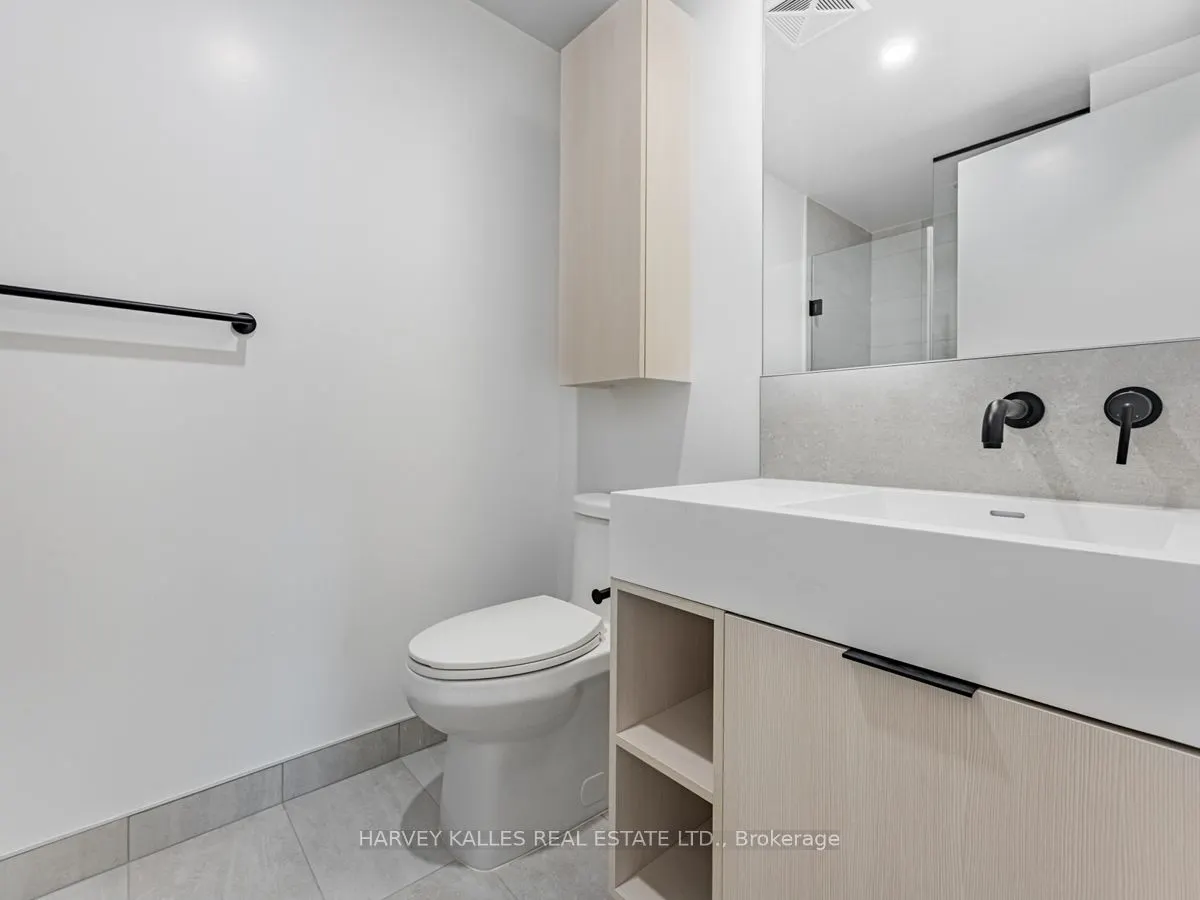 108 Peter Street, #3211