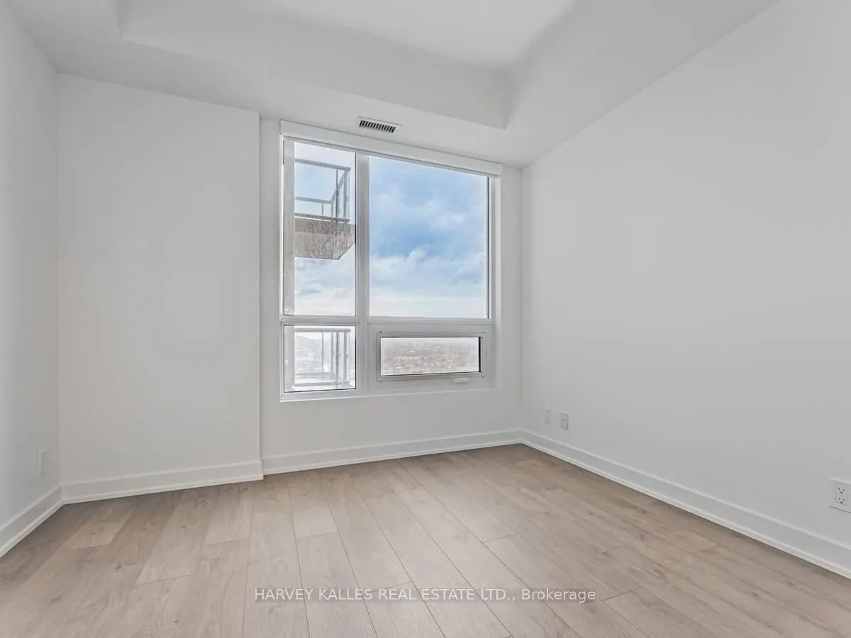 108 Peter Street, #3211