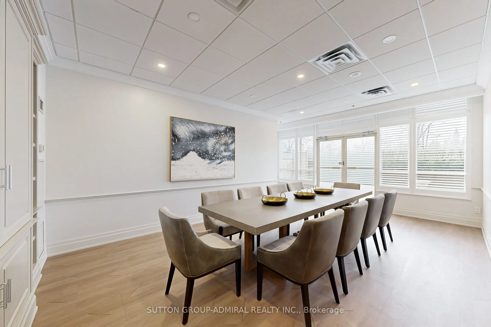 1101 Leslie Street, #1502