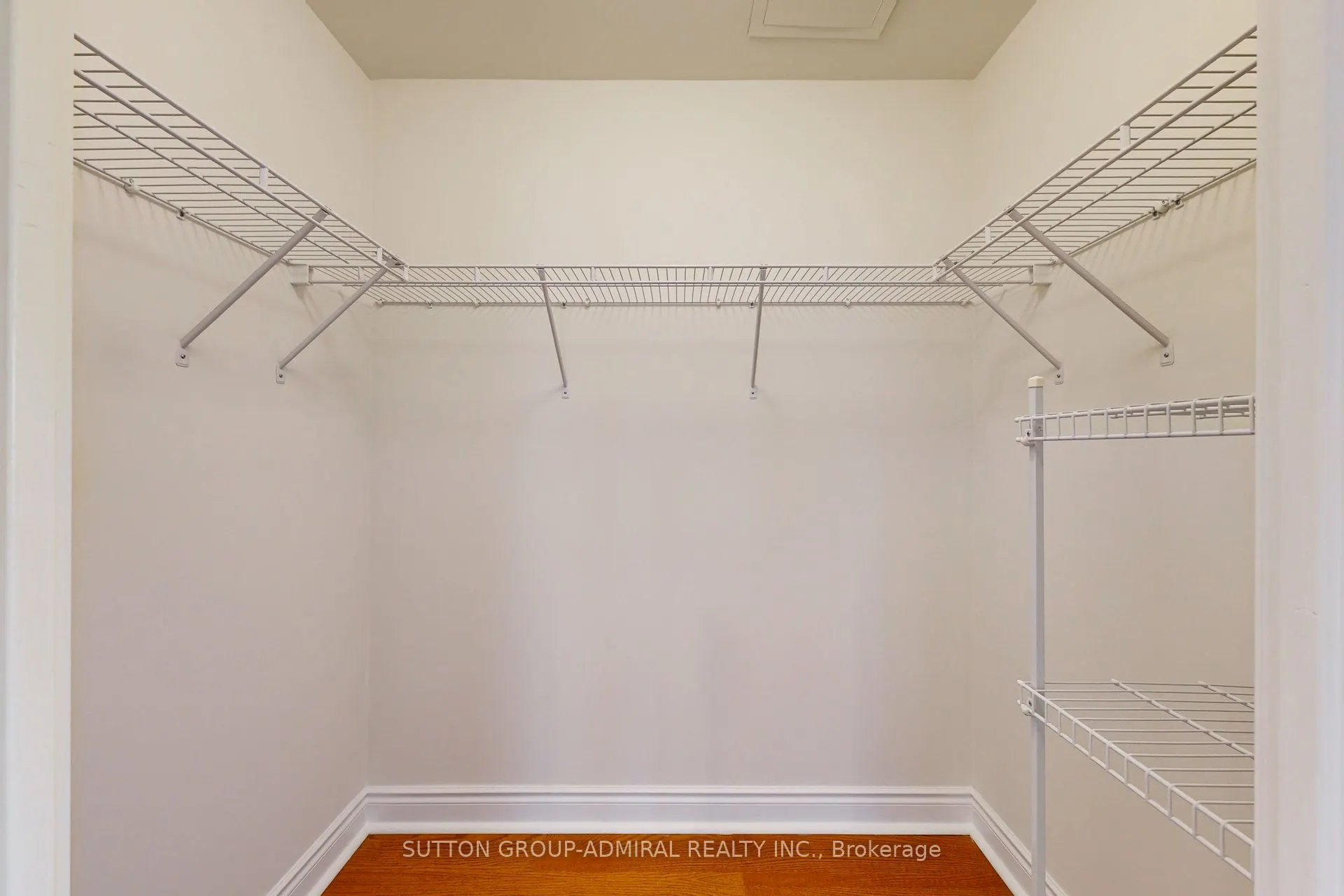 1101 Leslie Street, #1502