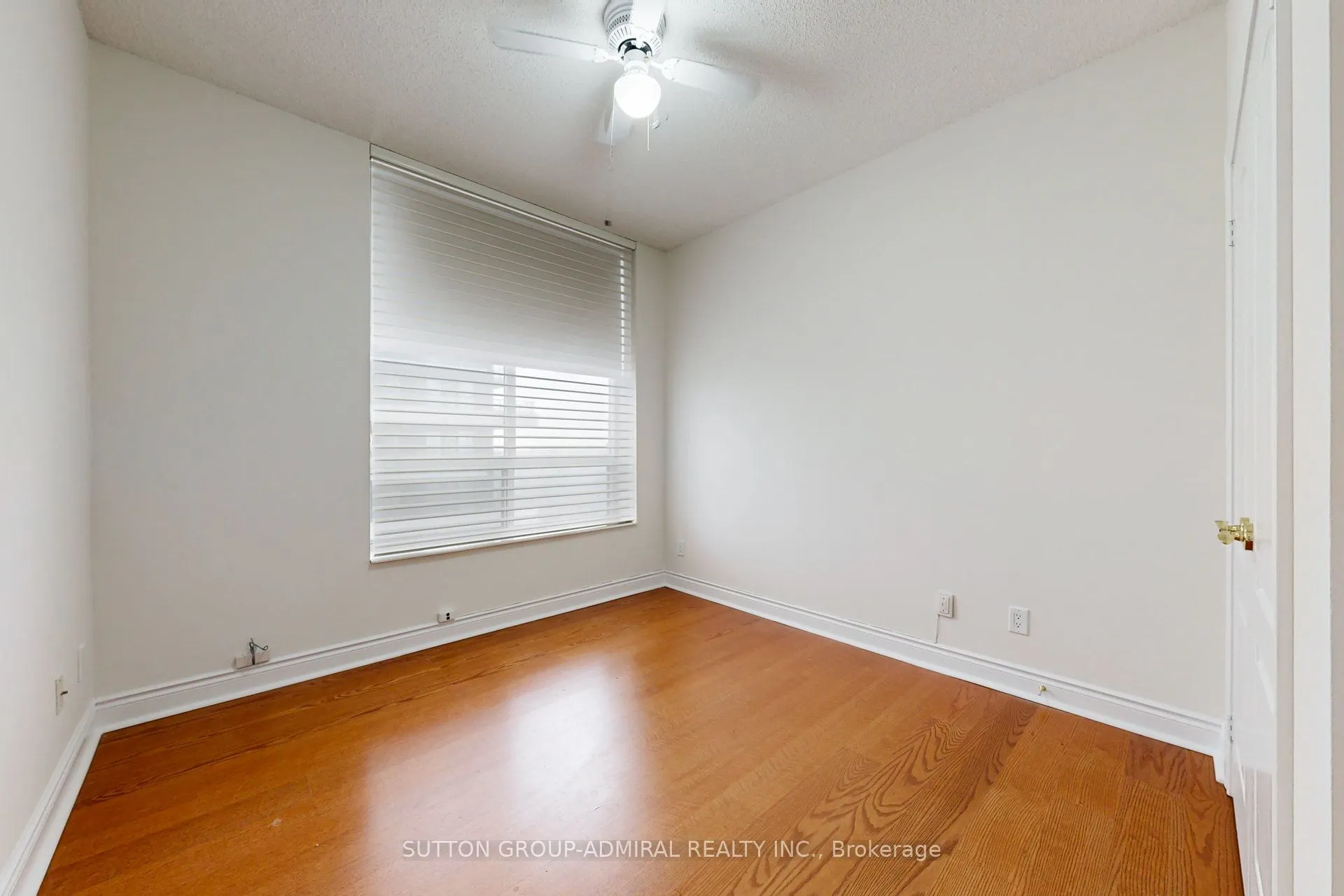 1101 Leslie Street, #1502