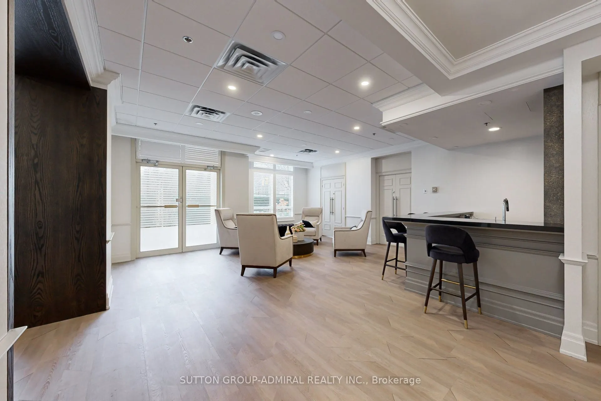 1101 Leslie Street, #1502
