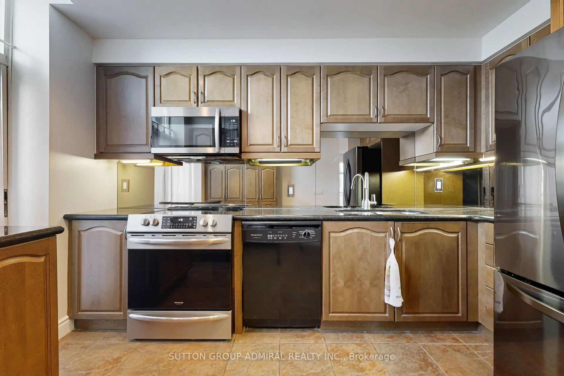 1101 Leslie Street, #1502