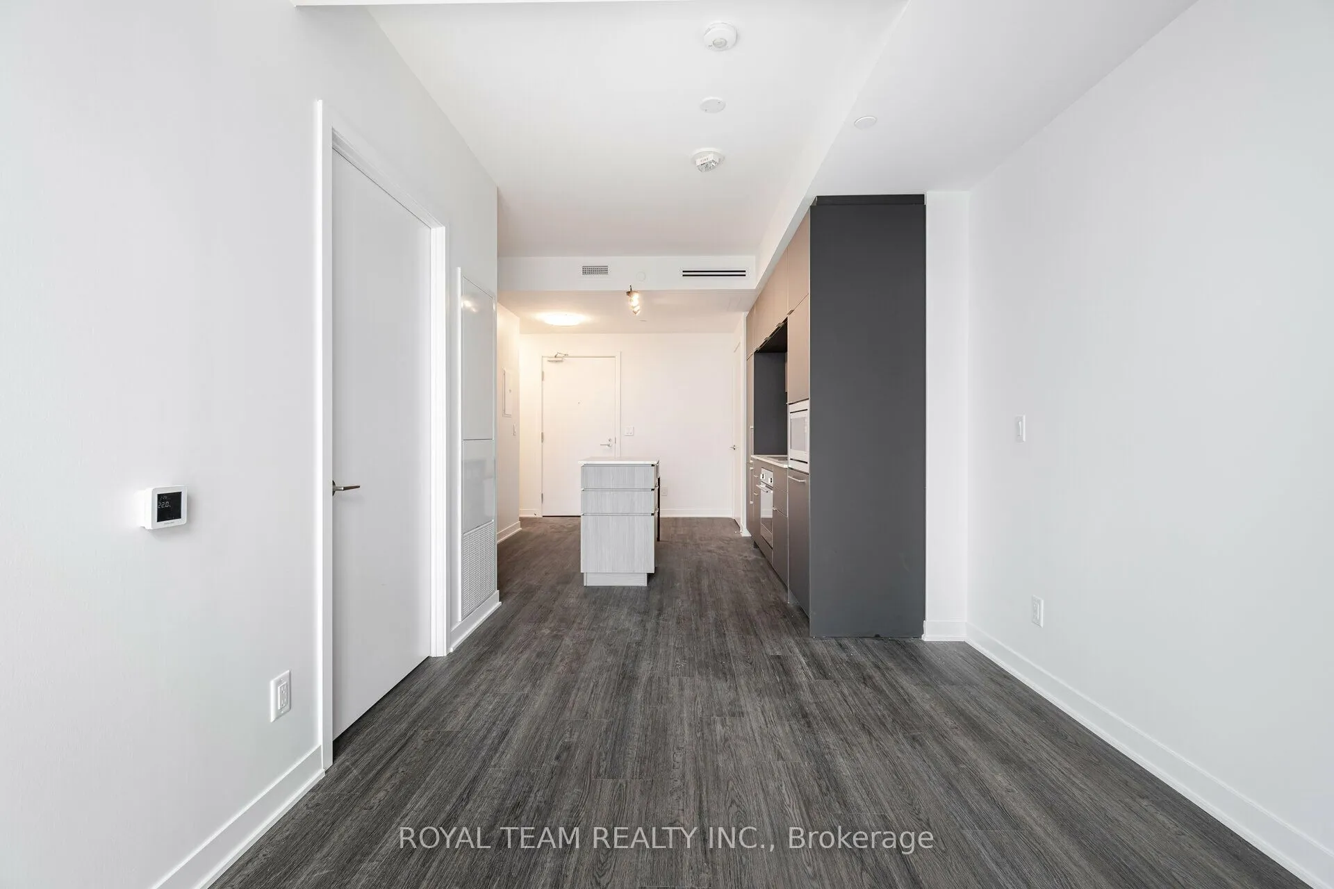 185 Alberta Avenue #1107