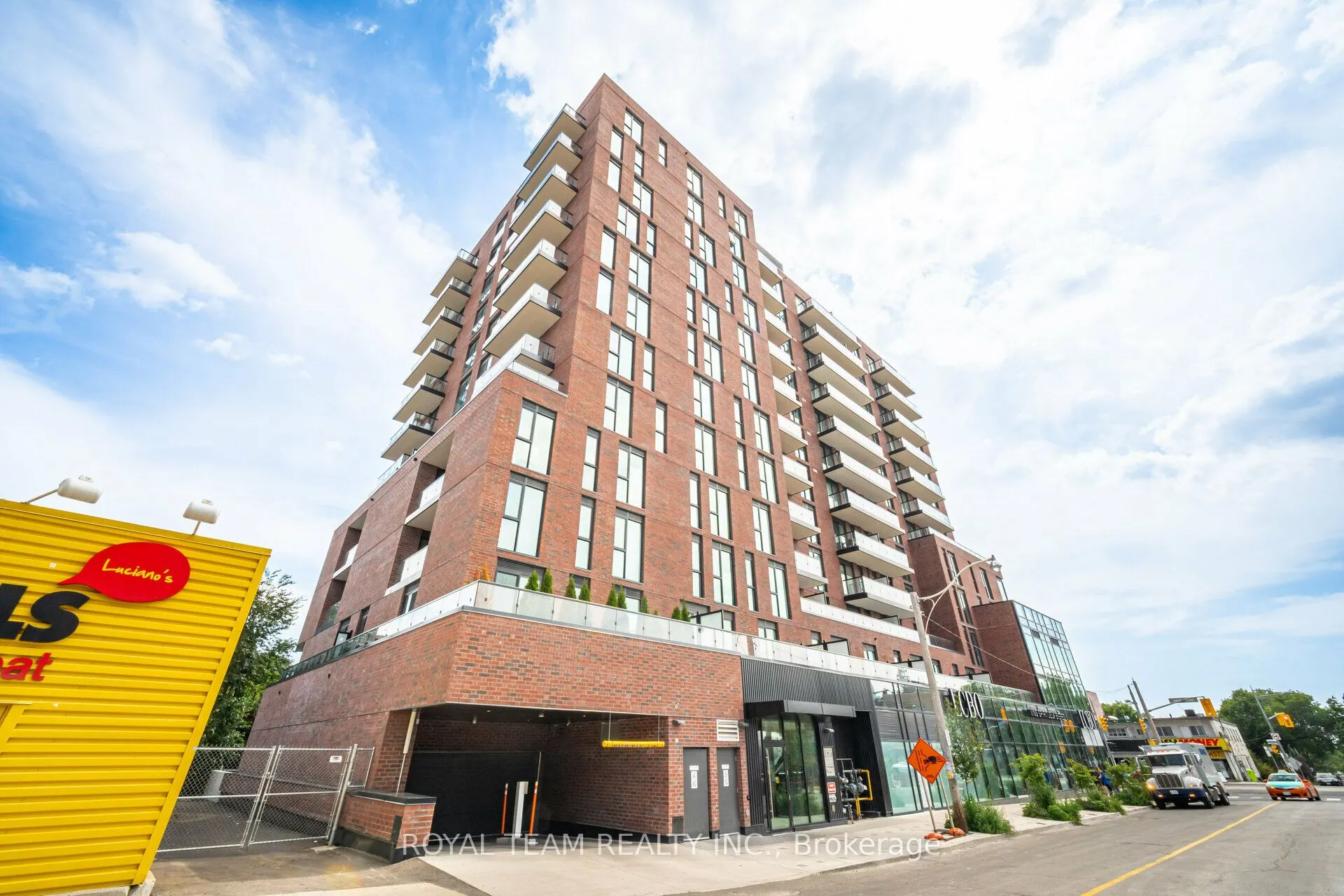 185 Alberta Avenue #1107