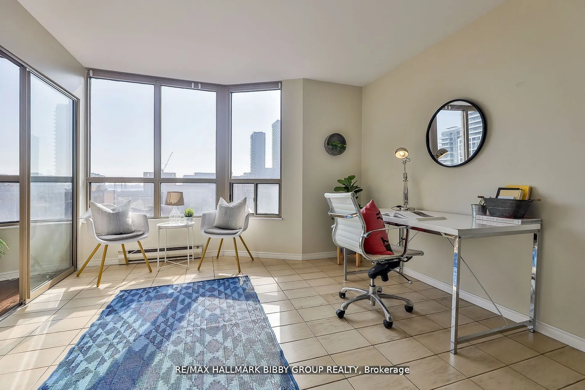 160 Frederick Street, #803