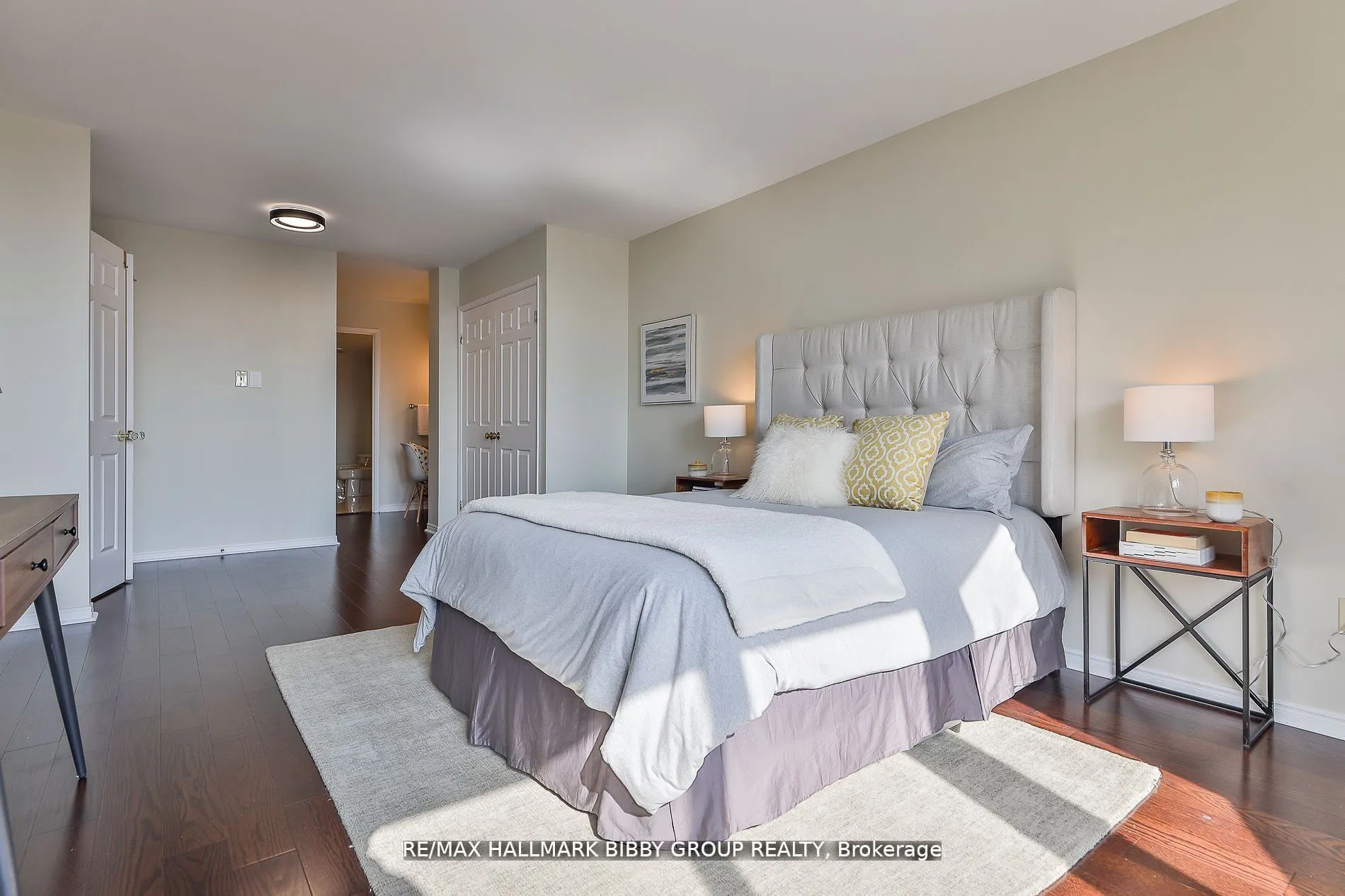160 Frederick Street, #803
