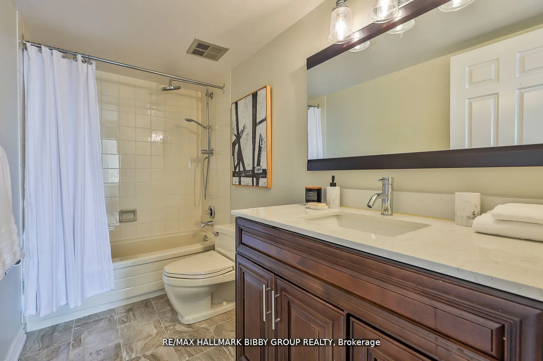 160 Frederick Street, #803