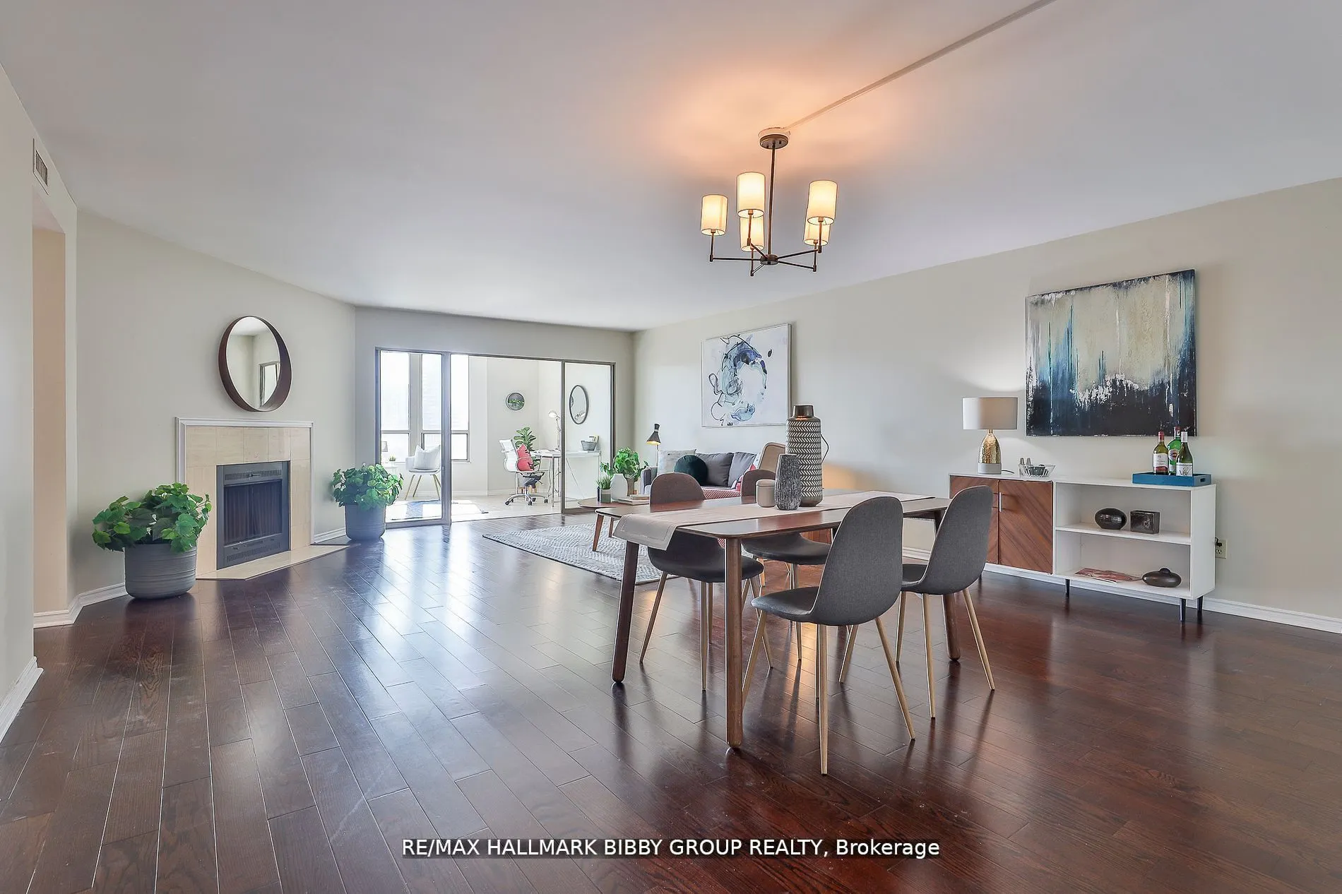 160 Frederick Street, #803