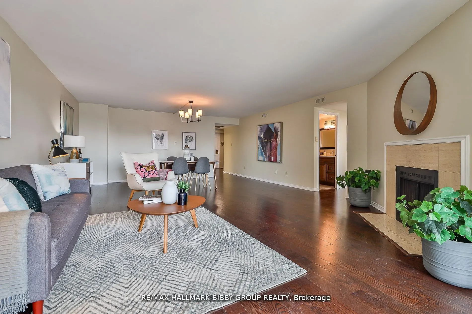 160 Frederick Street, #803