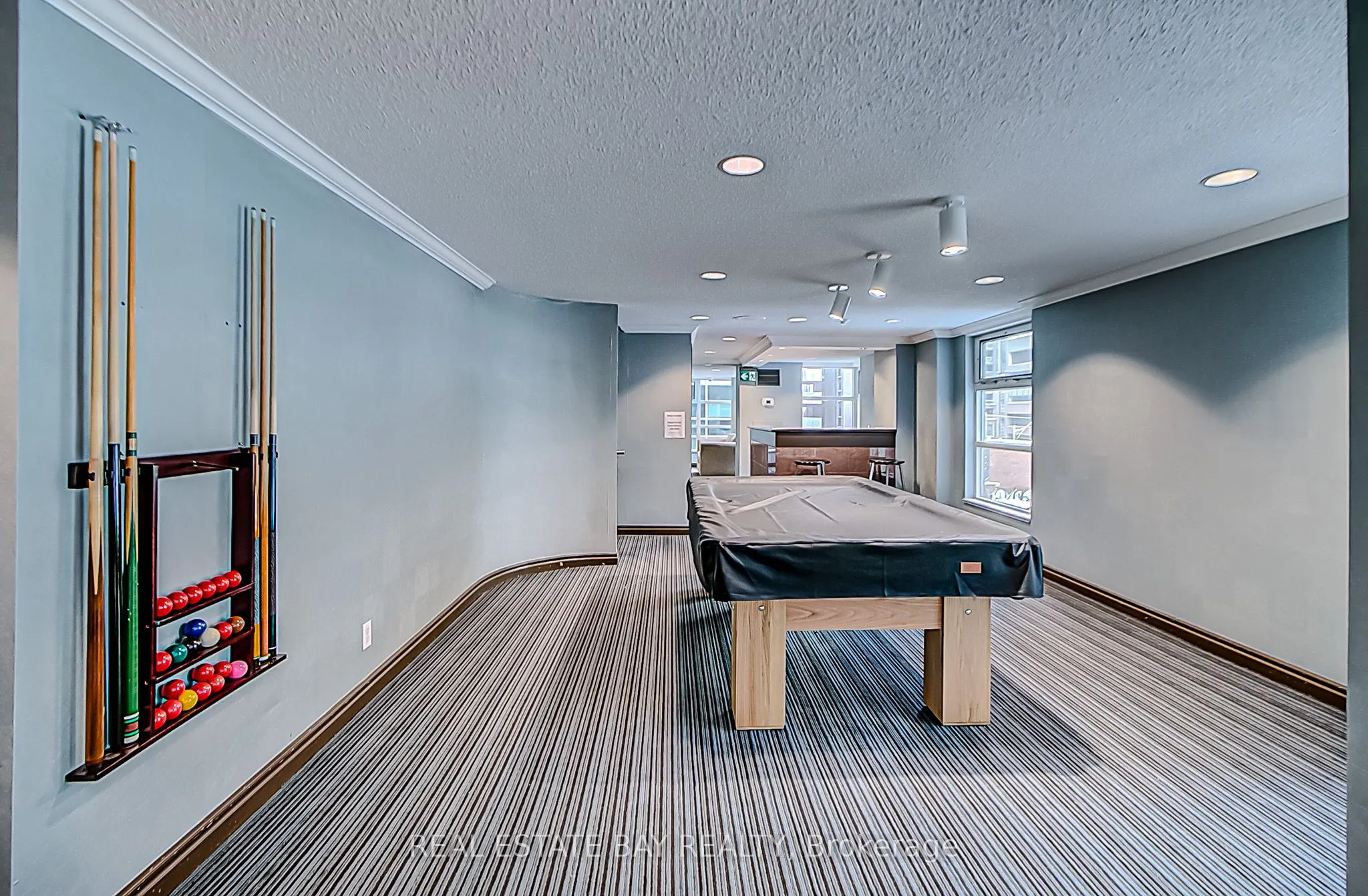 50 Lombard Street, #1004