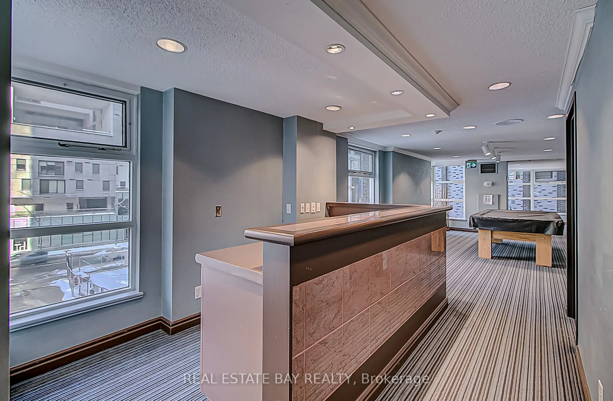 50 Lombard Street, #1004