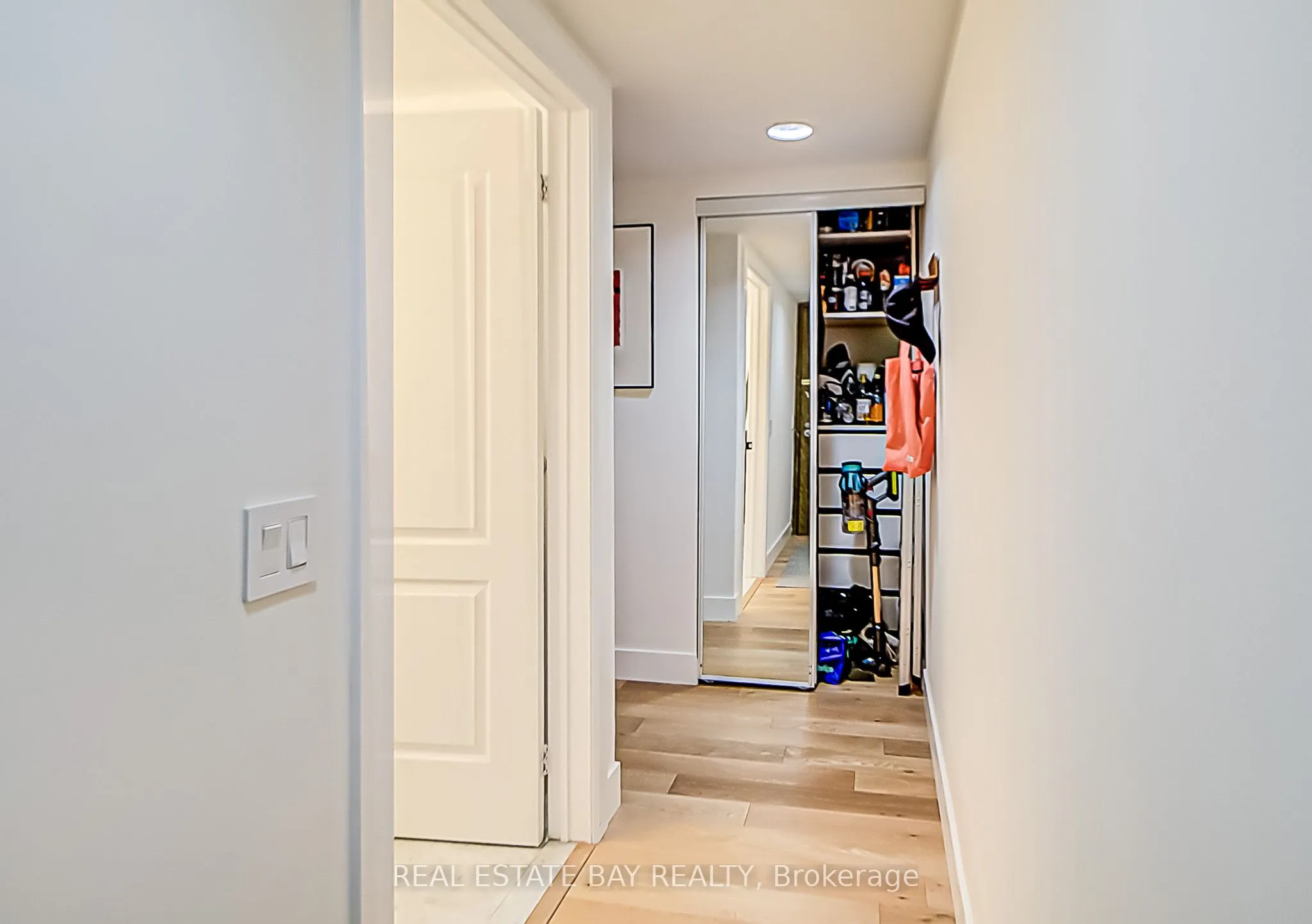 50 Lombard Street, #1004