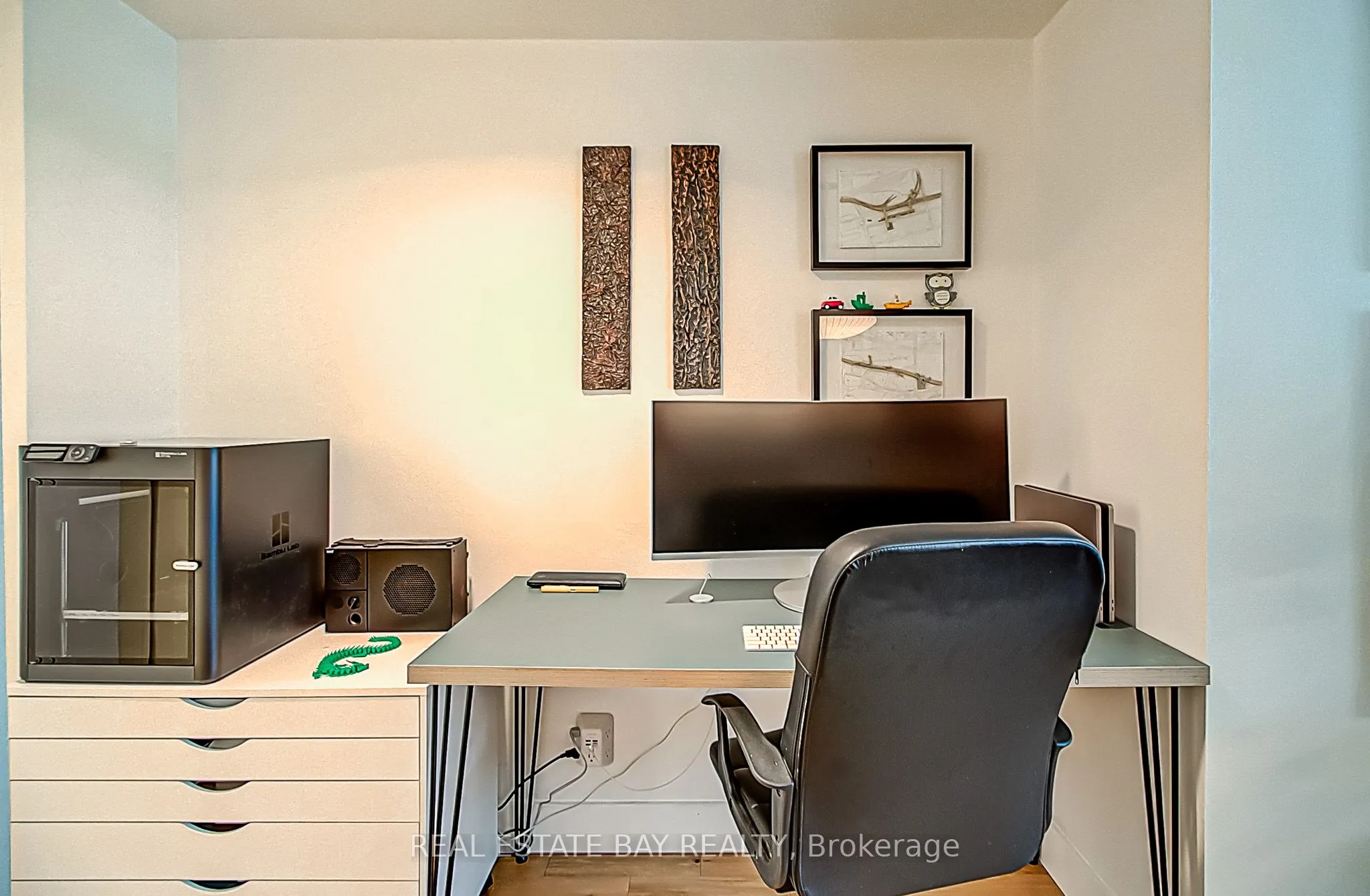 50 Lombard Street, #1004