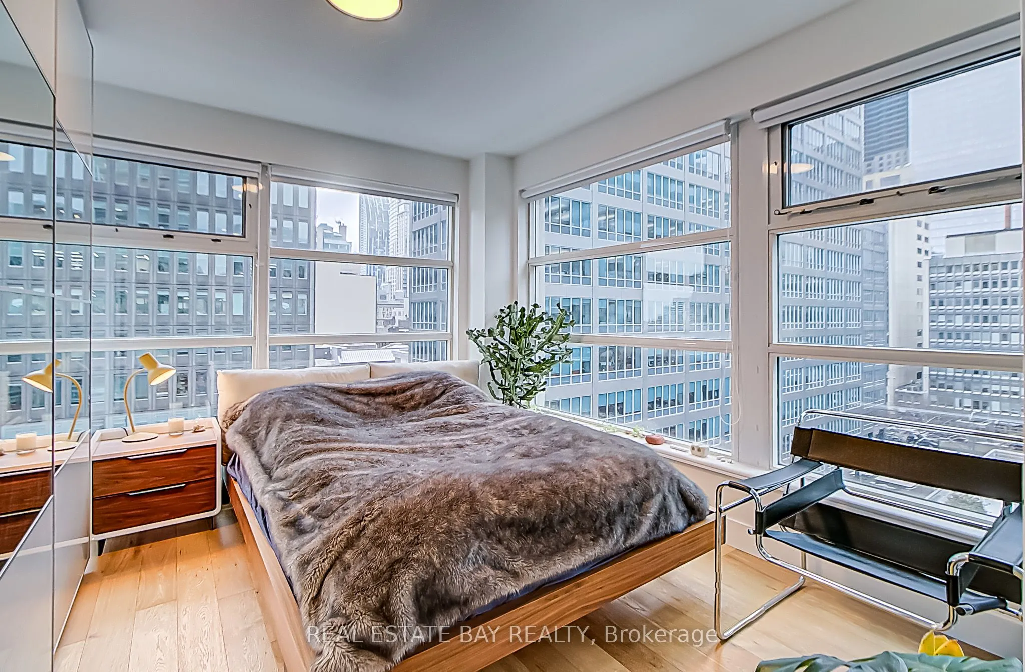 50 Lombard Street, #1004