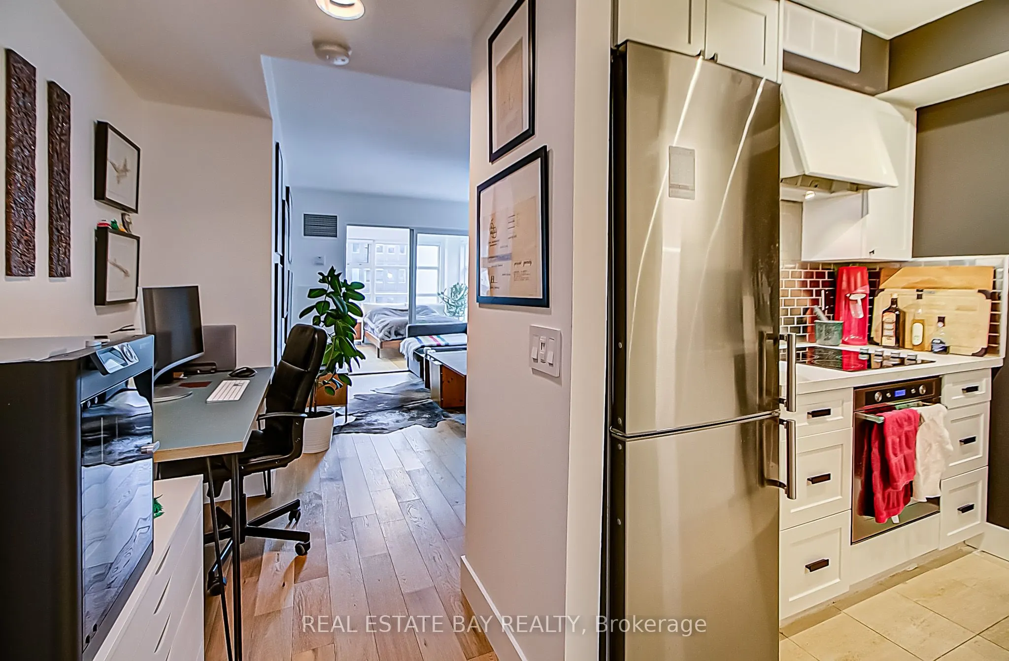 50 Lombard Street, #1004