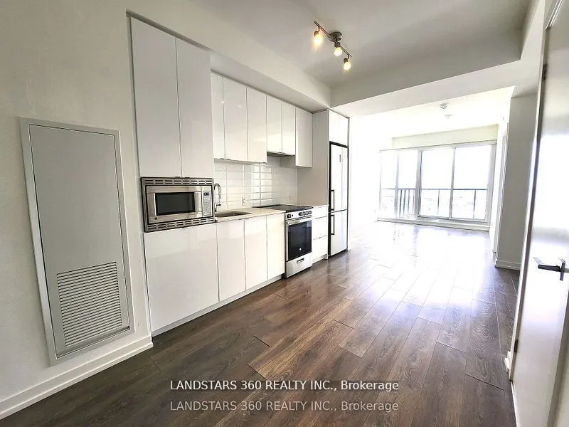 49 East Liberty Street, #2304