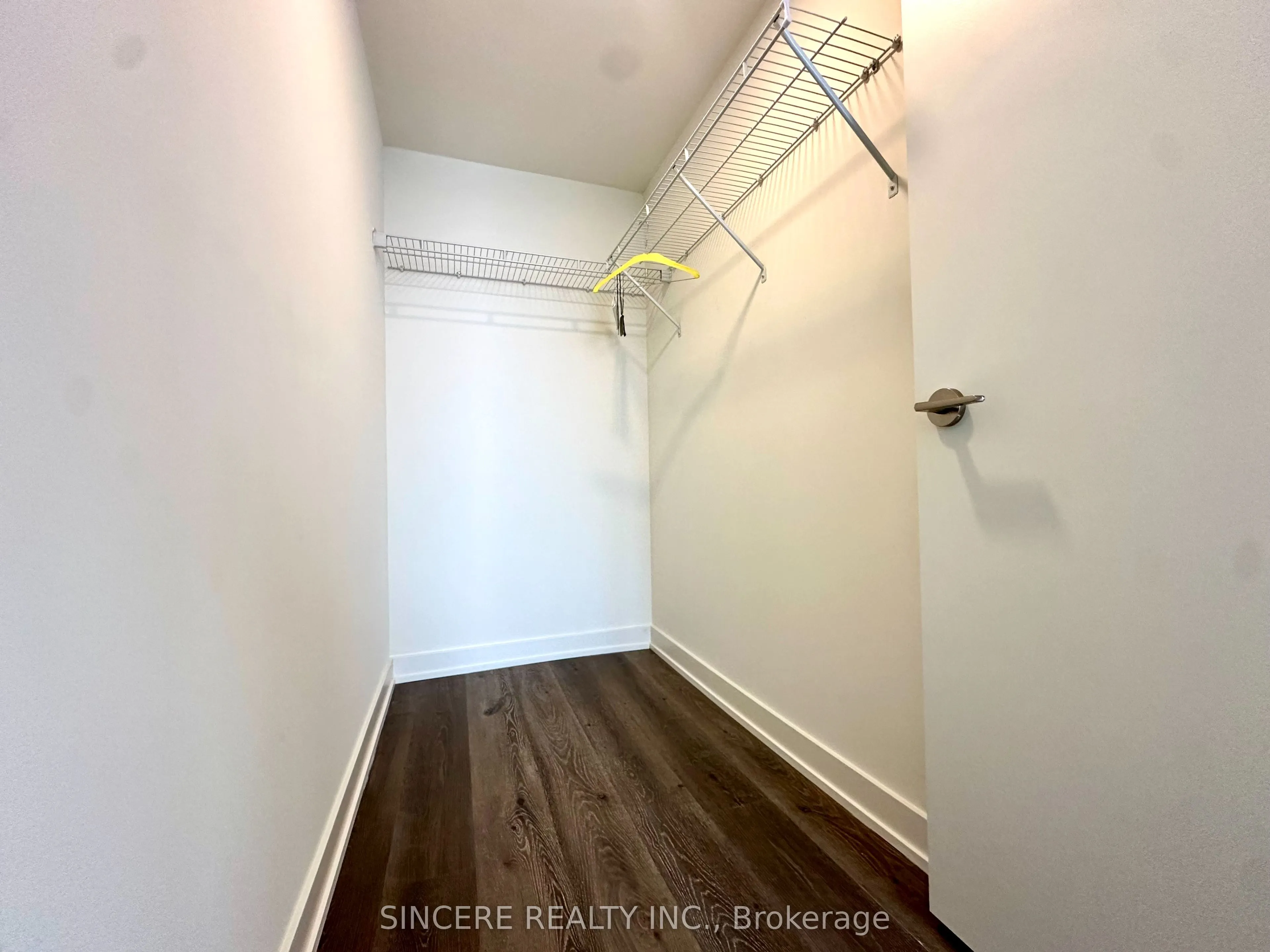10 Deerlick Court, #1202