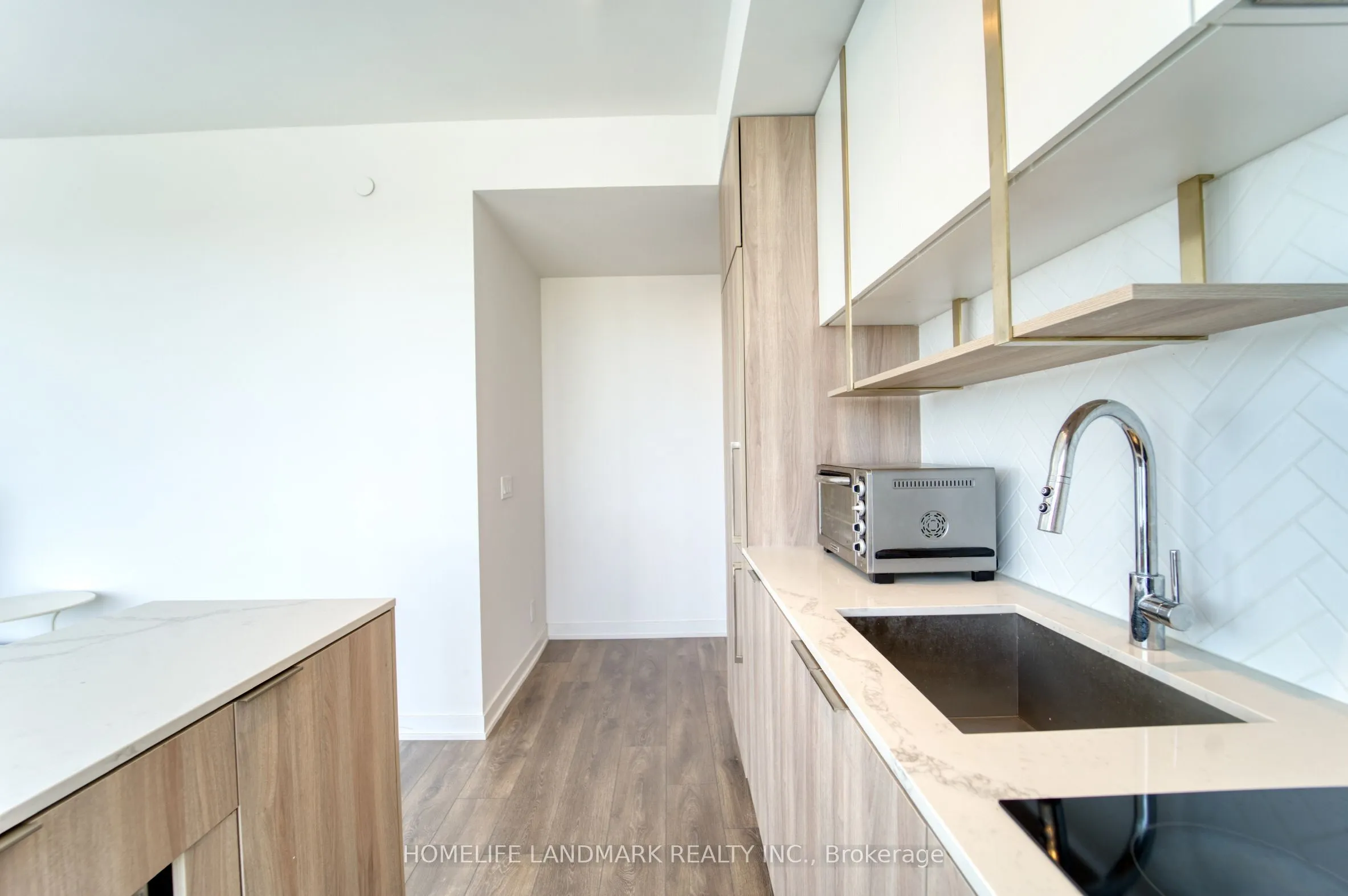 15 HOLMES Avenue, #2808
