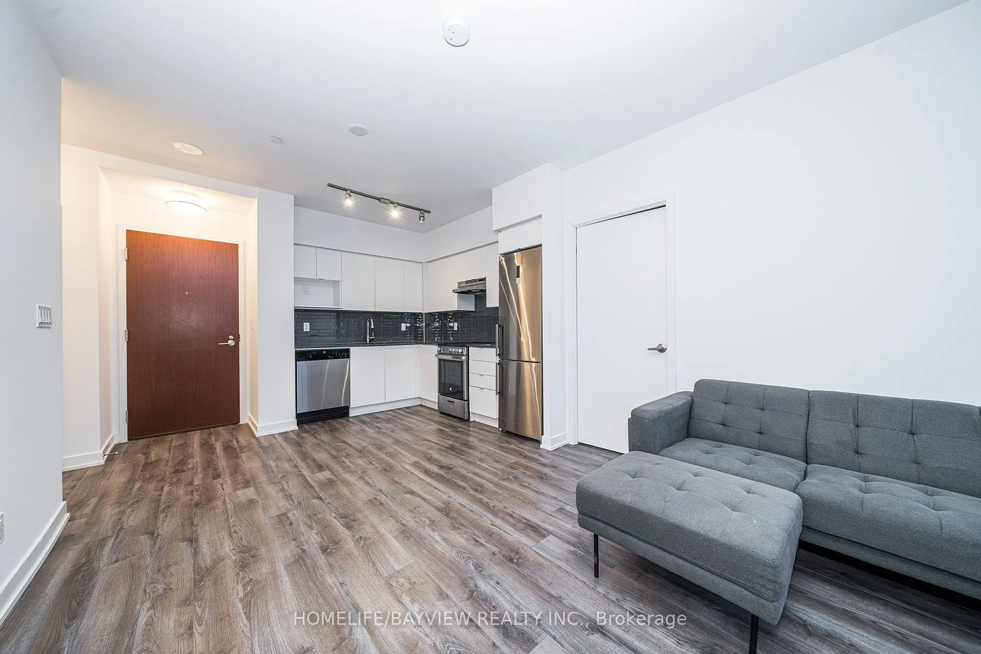 120 Varna Drive, #1503