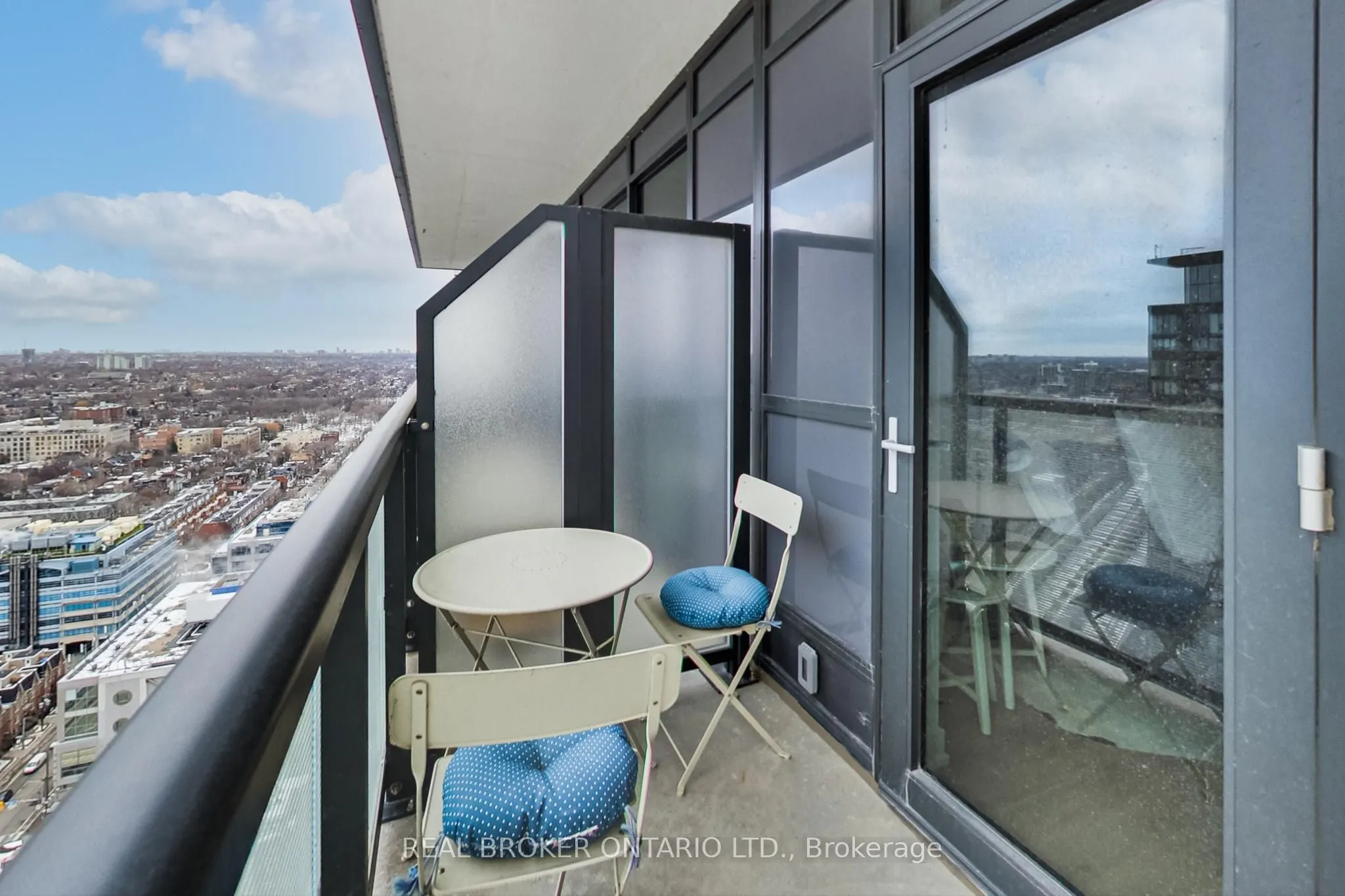 50 Ordnance Street #2904