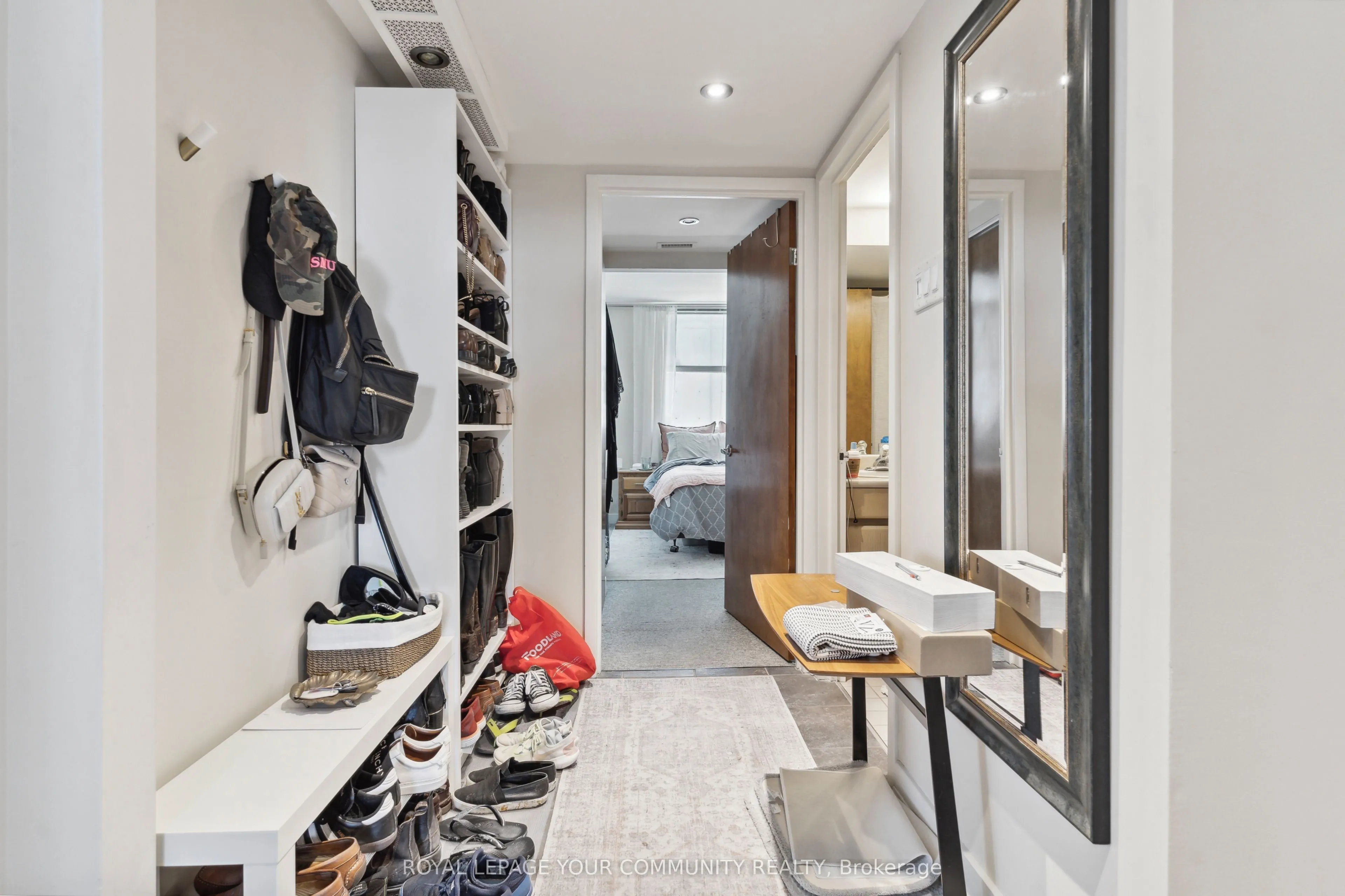 409 Bloor Street E, #602