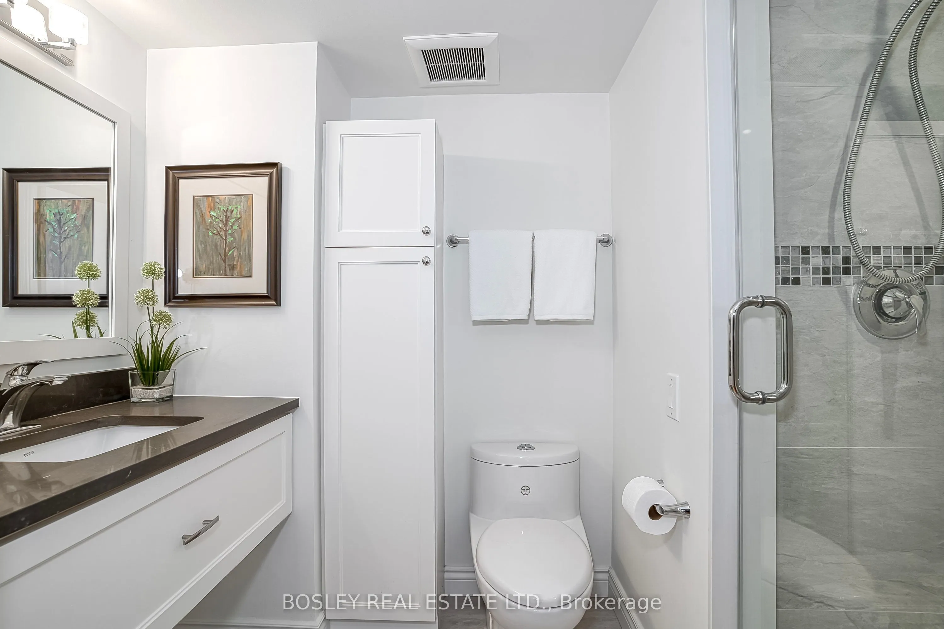 135 George Street S, #402