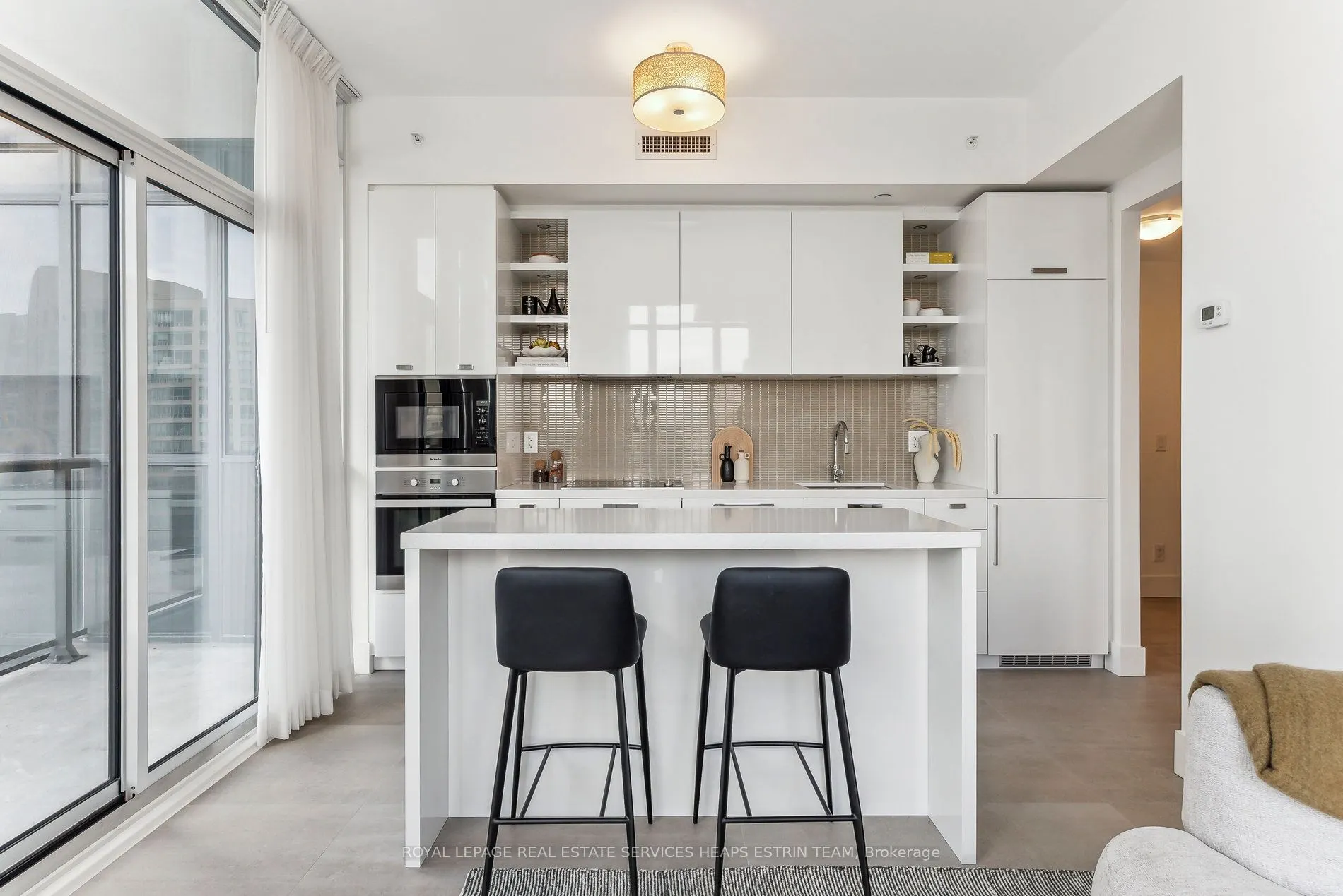32 Davenport Road, #603
