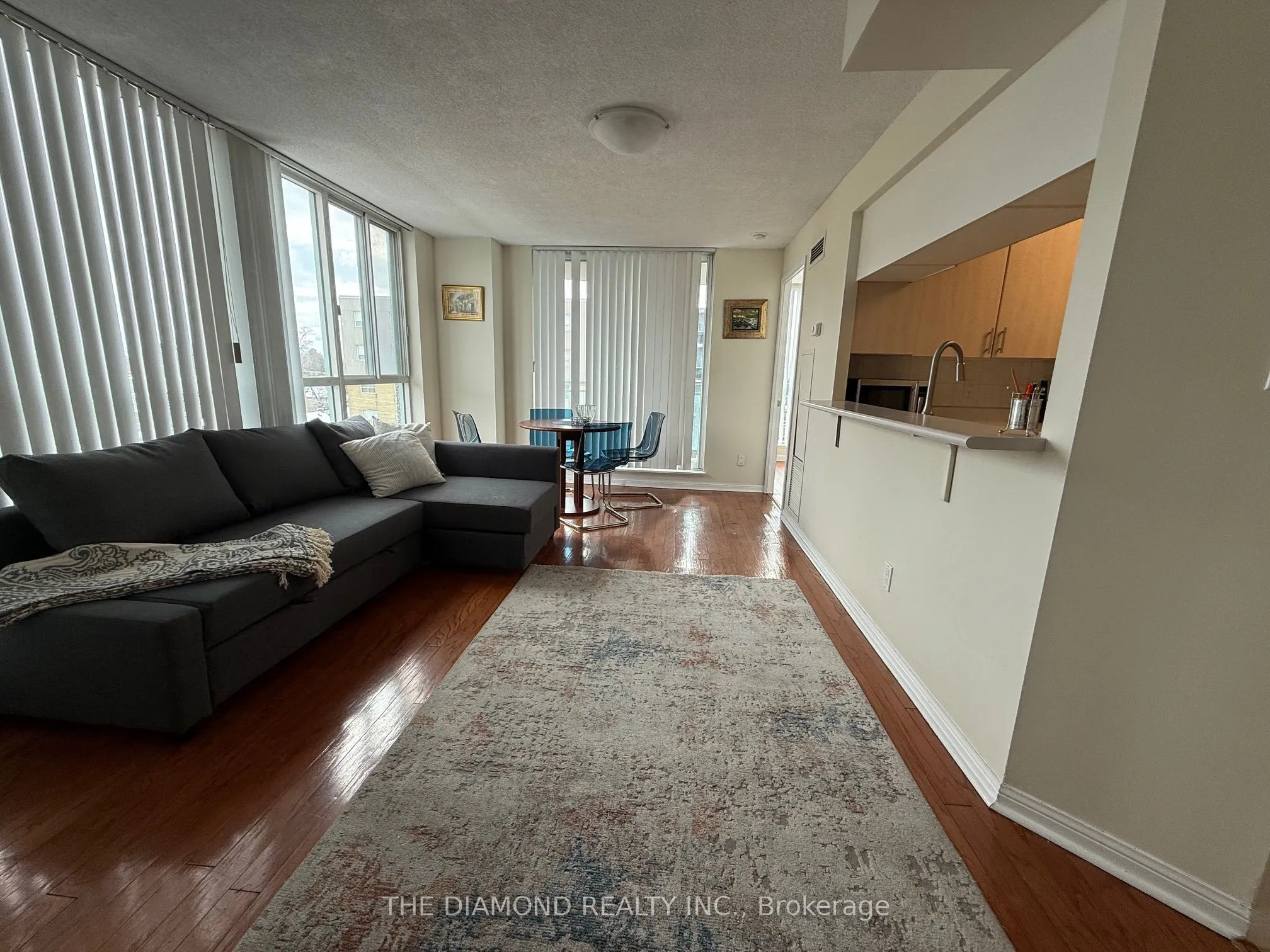 398 Eglinton Avenue E, #707