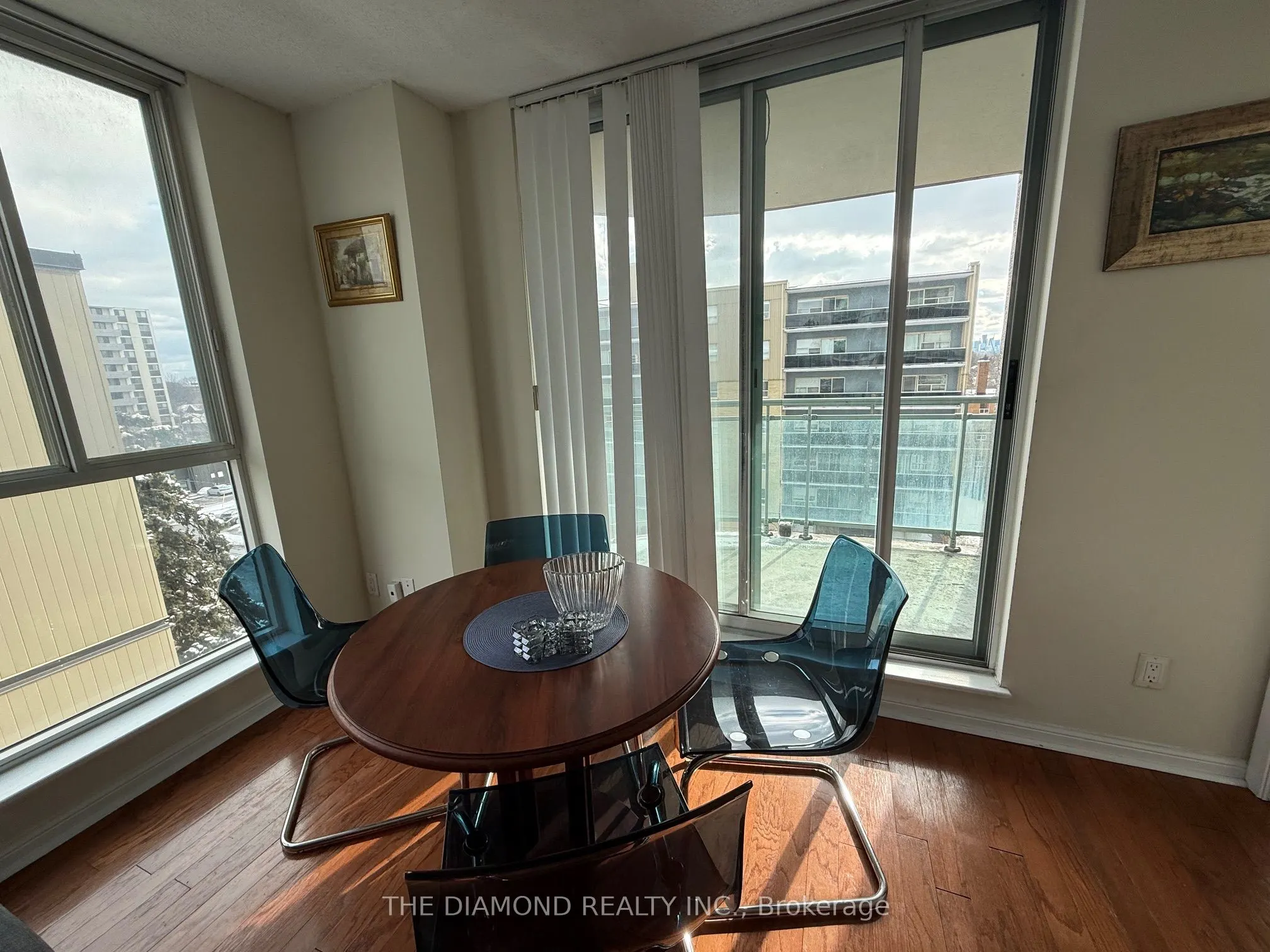 398 Eglinton Avenue E, #707