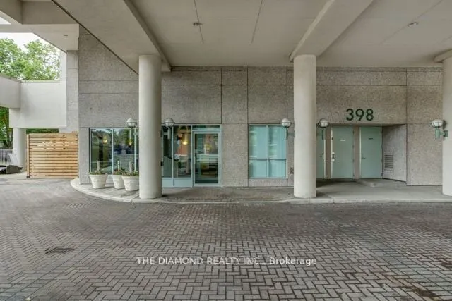 398 Eglinton Avenue E, #707
