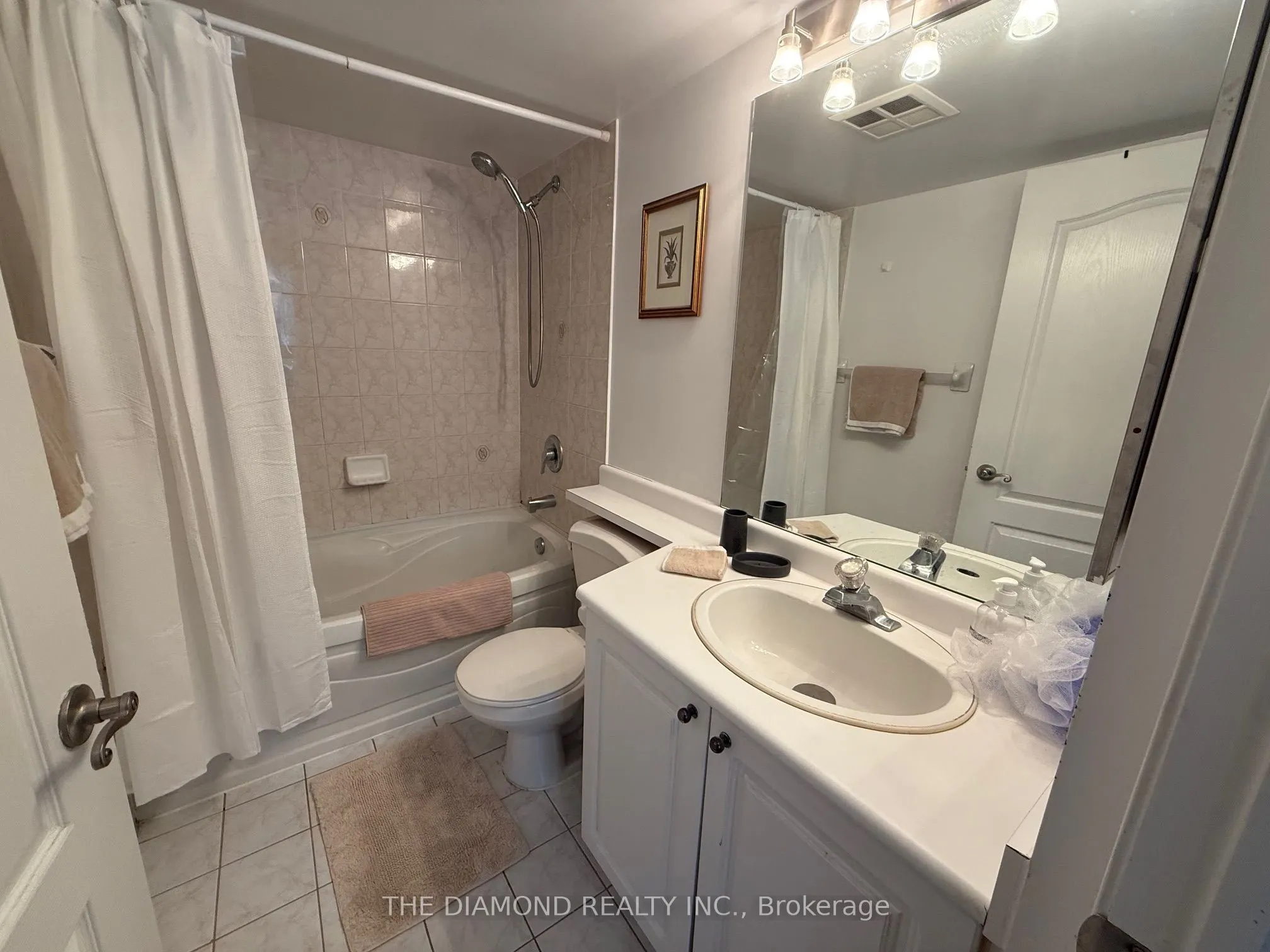 398 Eglinton Avenue E, #707